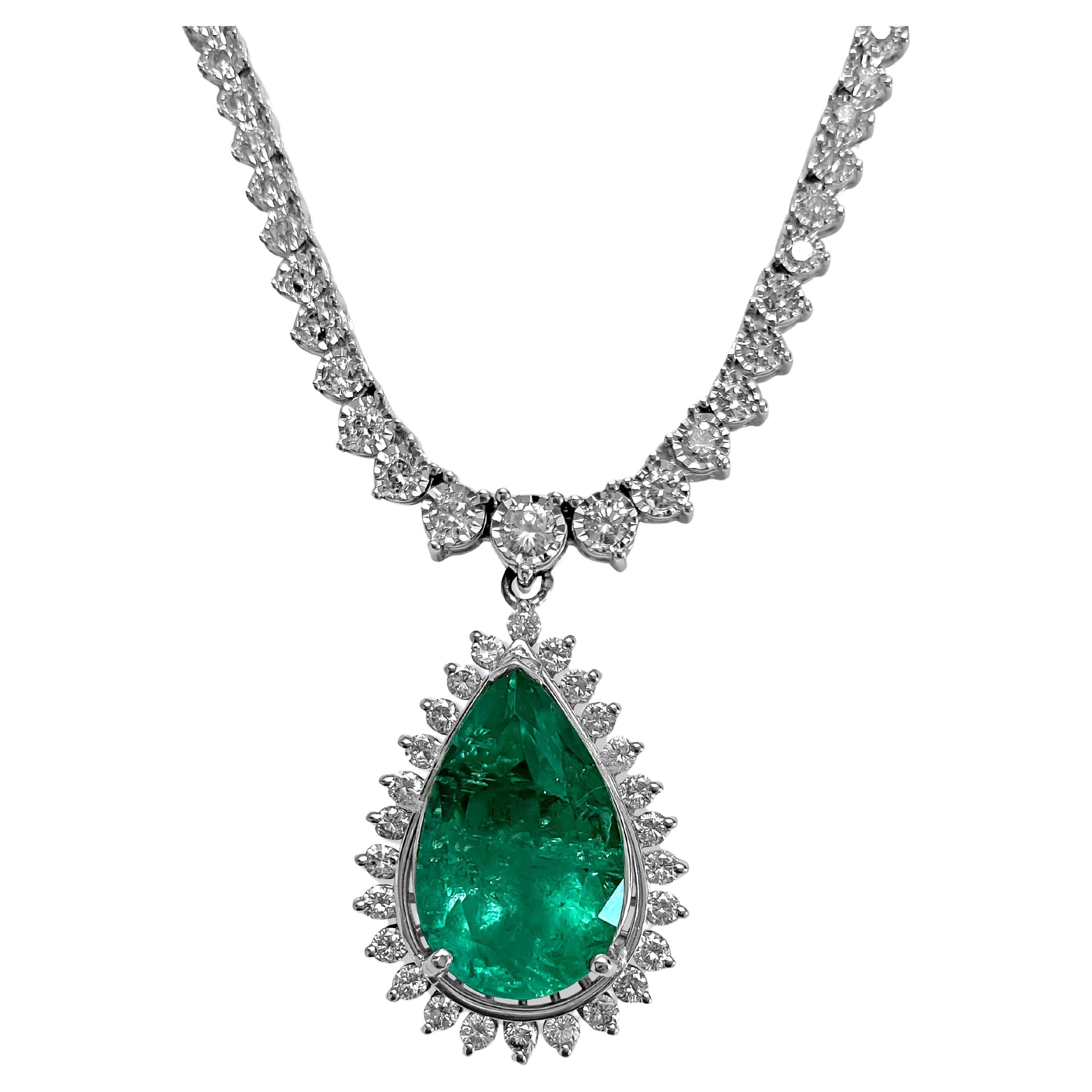 Collar de Diamantes Esmeralda Colombiana Certificado 12.00ct