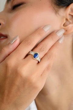 Certified 1.21 Carat Royal Blue Sapphire Cocktail Ring in 18k Gold with Diamonds