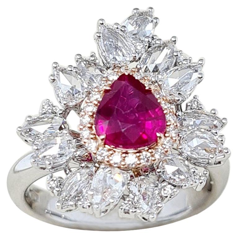 Certified 1.25 Ct Ruby 1.41 Ct White Diamonds 18kt Gold Engagement Ring For Sale