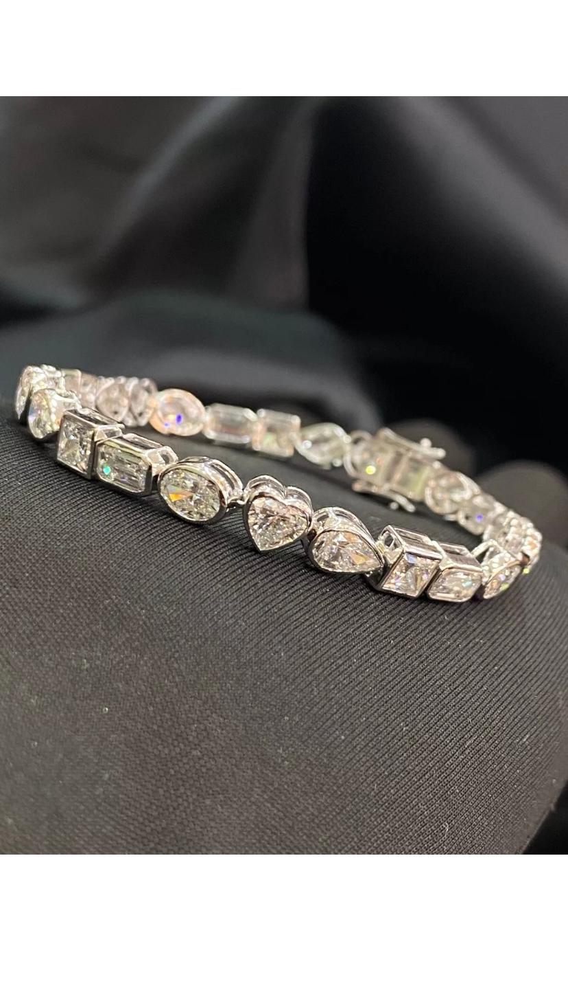 Bracciale da tennis con diamanti naturali certificati da 12,50 carati In condizioni Nuovo in vendita a Massafra, IT
