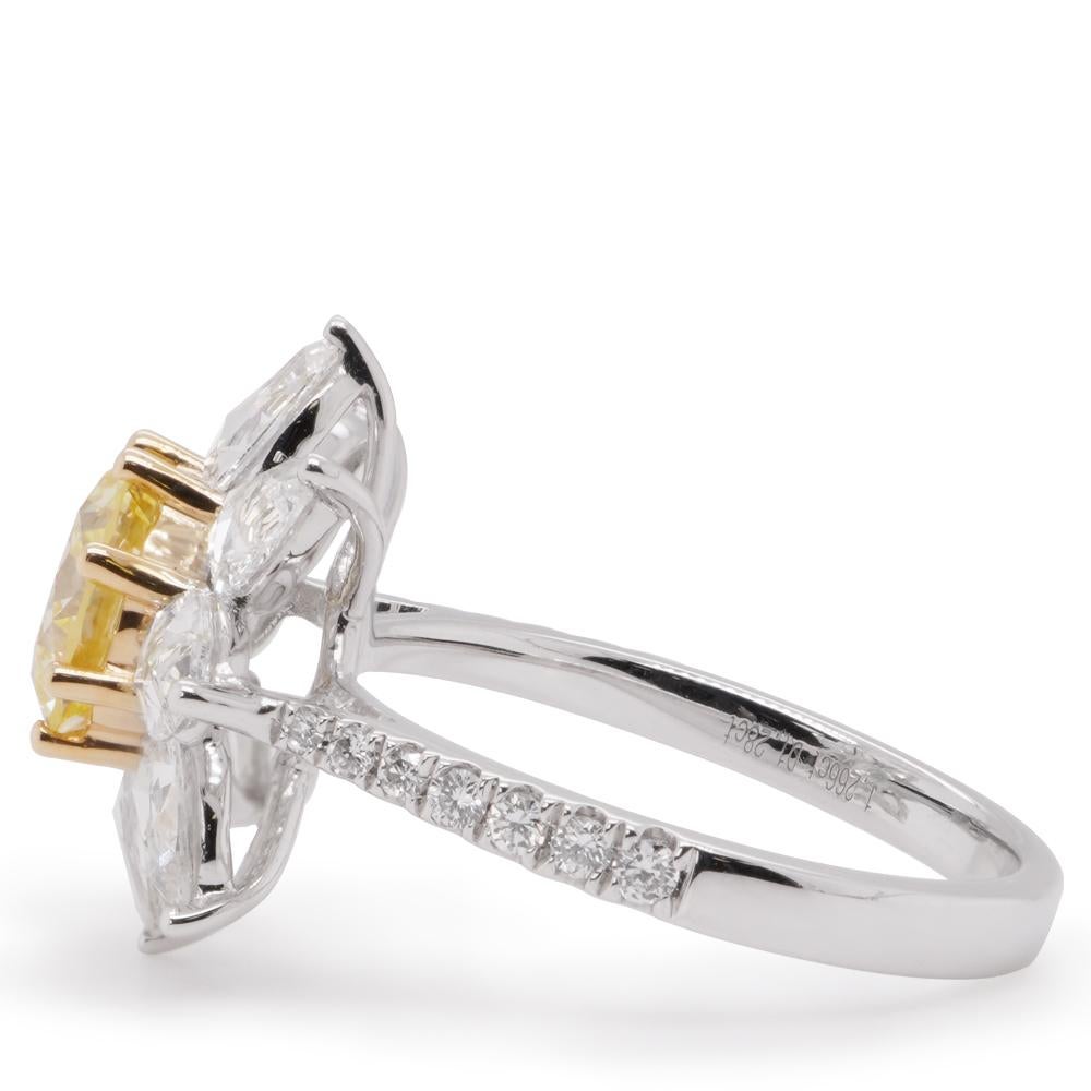 zertifizierter 1,26 Karat Fancy Gelber runder Fancy Color Diamant Solitär Ring für Damen oder Herren im Angebot