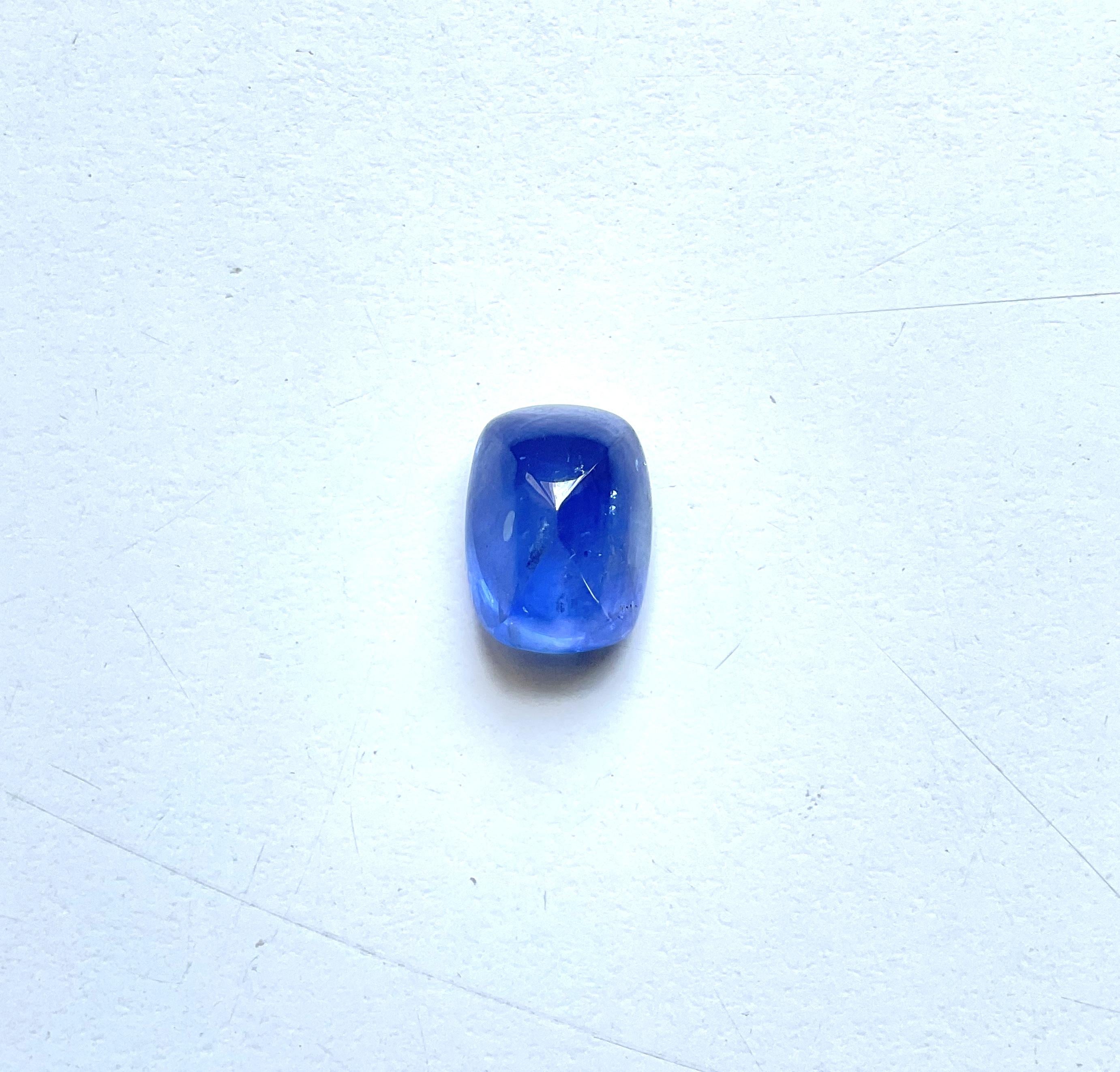 Certified 12.84 carats Blue Sapphire Sri Lanka Sugarloaf Cabochon Natural gem In New Condition For Sale In Jaipur, RJ