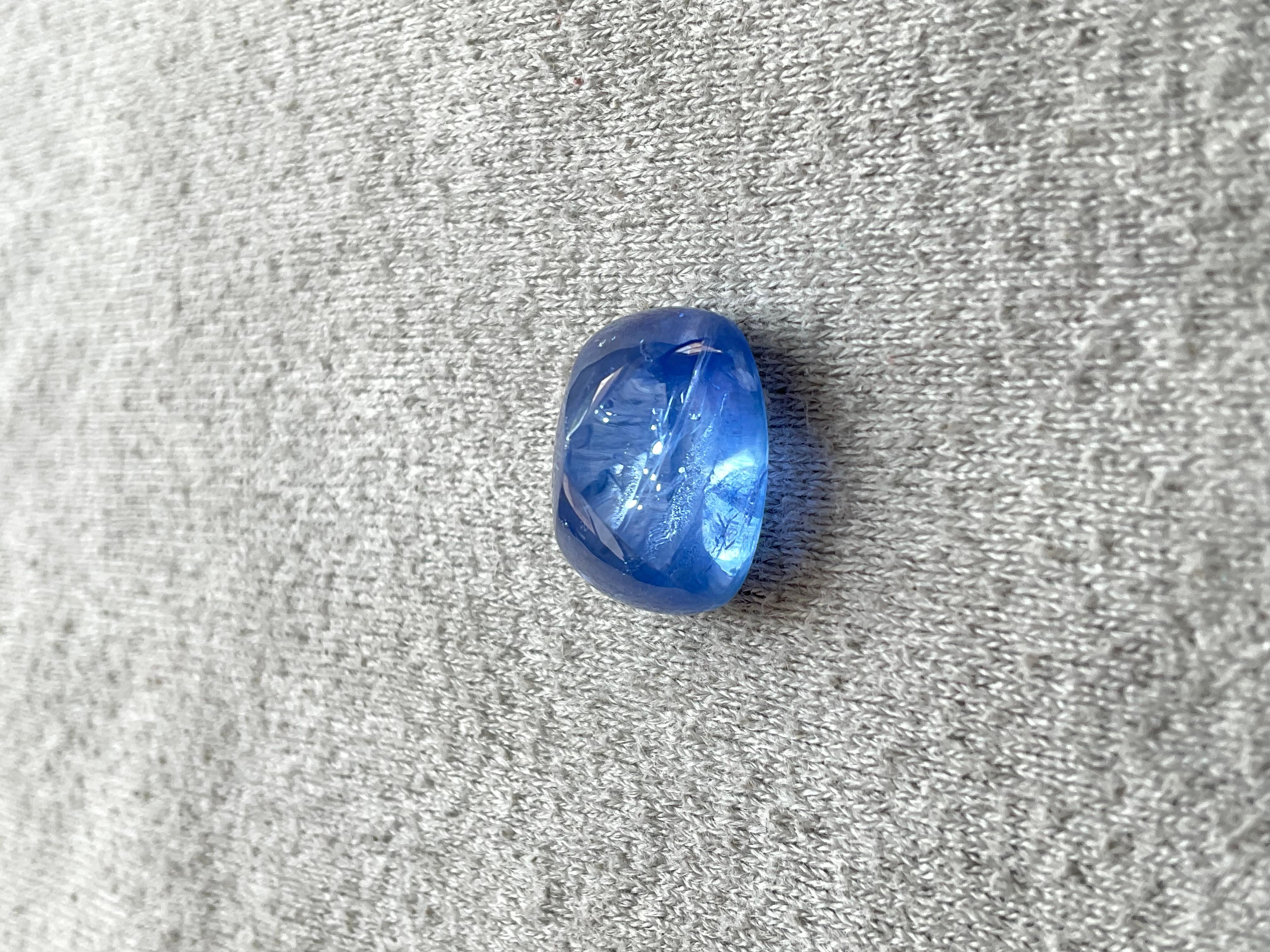 Certified 12.84 carats Blue Sapphire Sri Lanka Sugarloaf Cabochon Natural gem For Sale 3