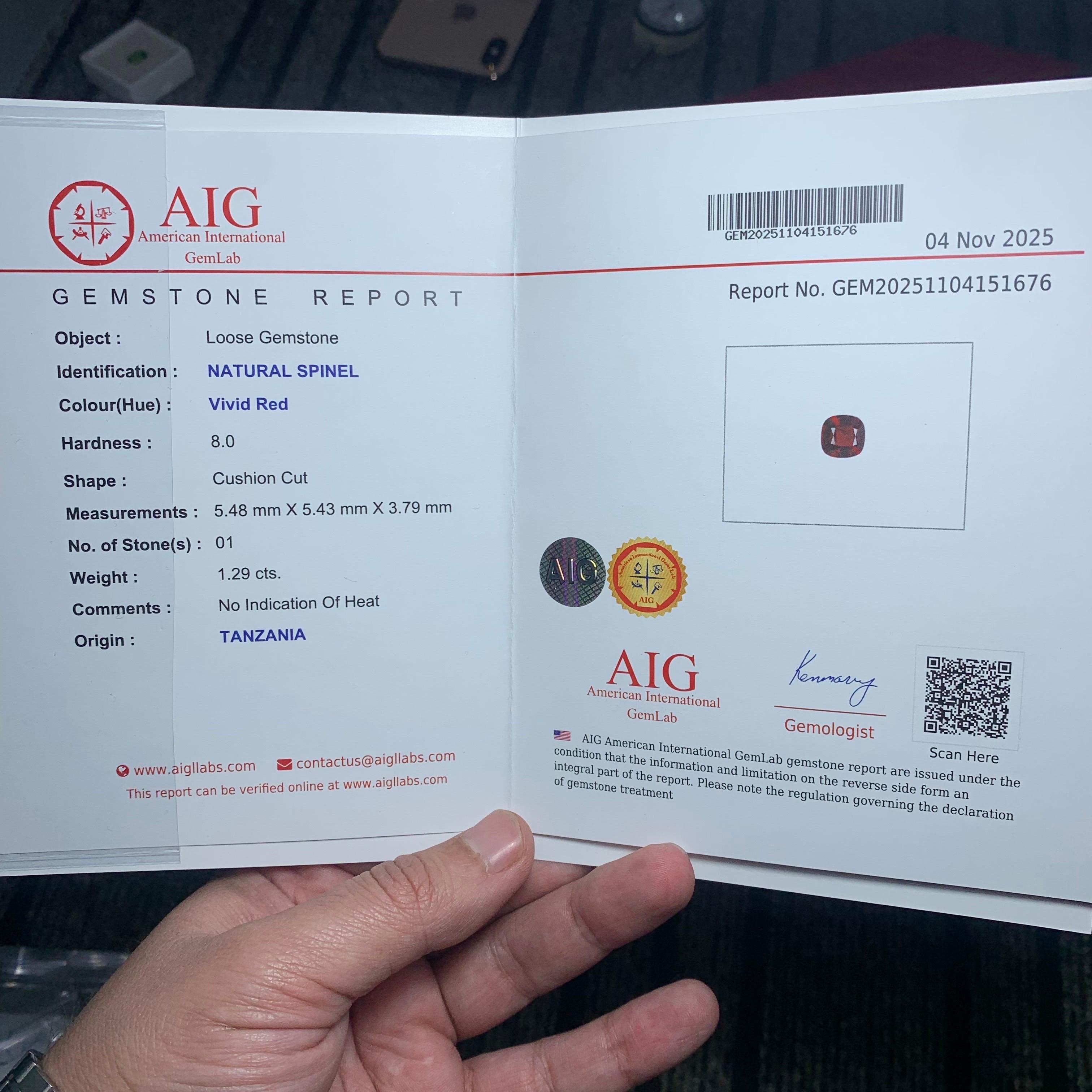 Gemma certificata da 1,29 carati di spinello rosso naturale sfuso con taglio a cuscino in vendita 7