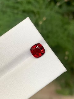 Gema suelta de espinela roja natural certificada de 1,29 quilates, talla cojín