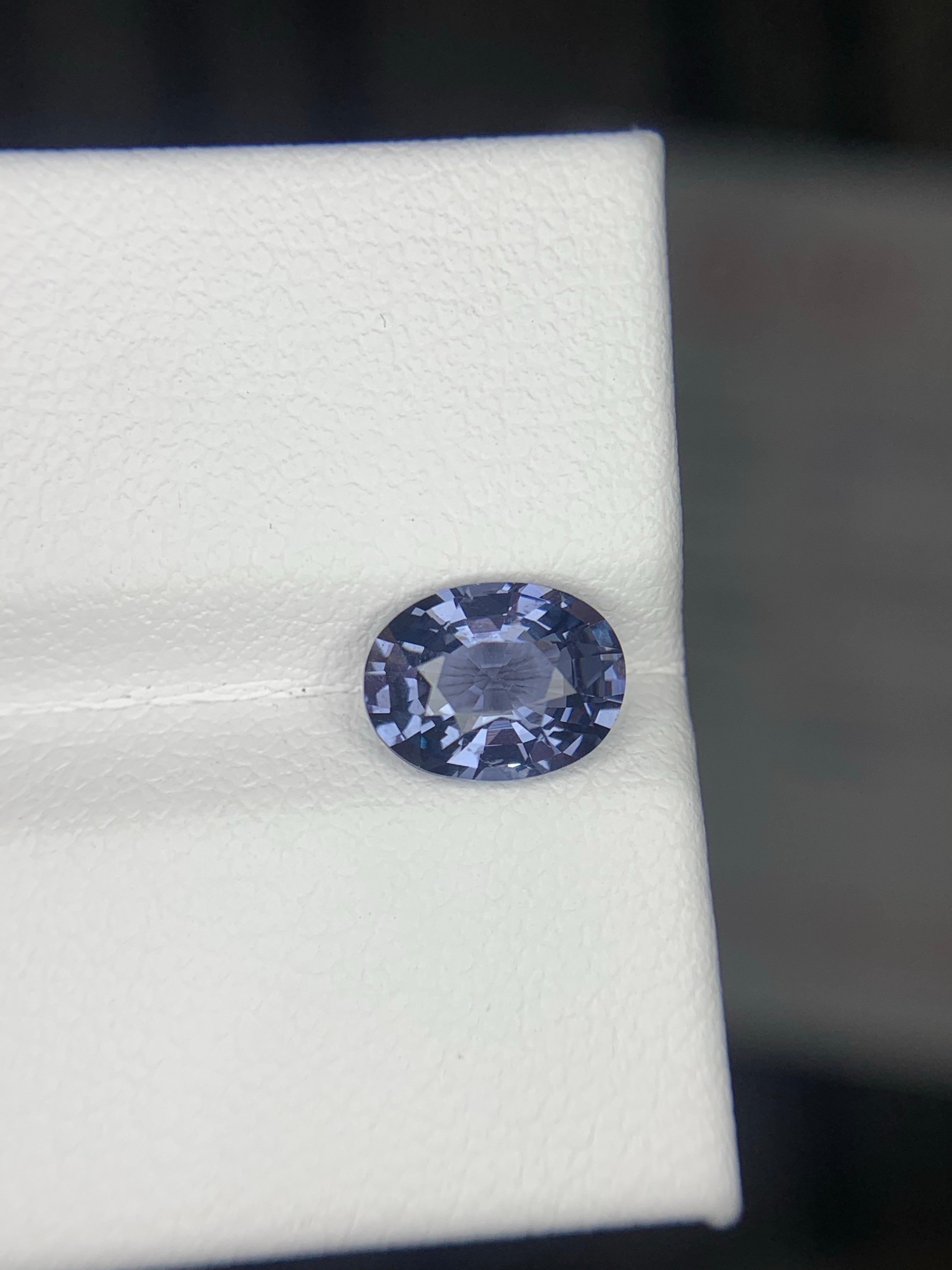 Zertifizierter 1,31 Karat natürlicher loser kobaltblauer Spinell aus Tansania für Damen oder Herren im Angebot