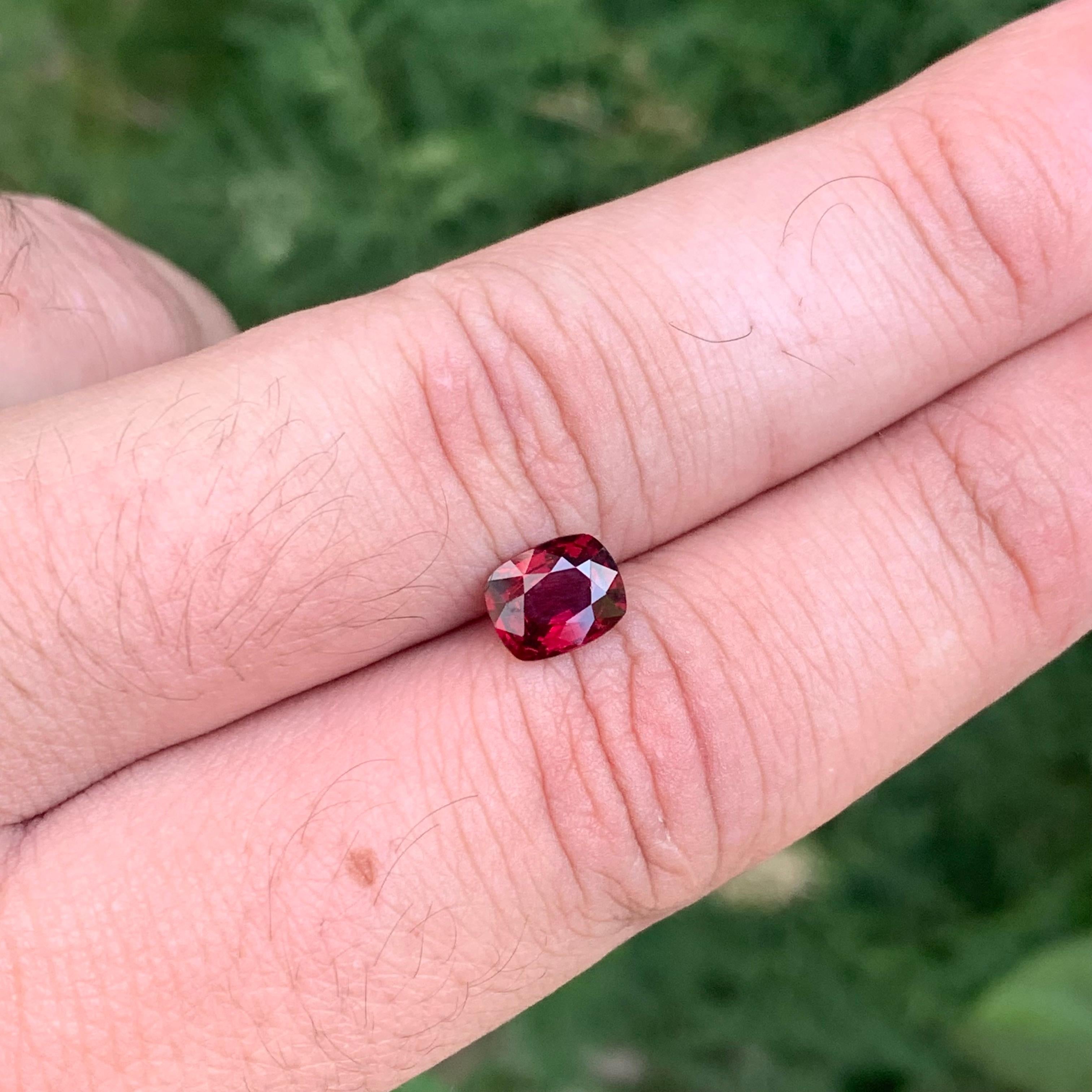 Certified 1.33 Carat Natural Loose Orange Red Spinel Cushion Shape Gemstone For Sale 2