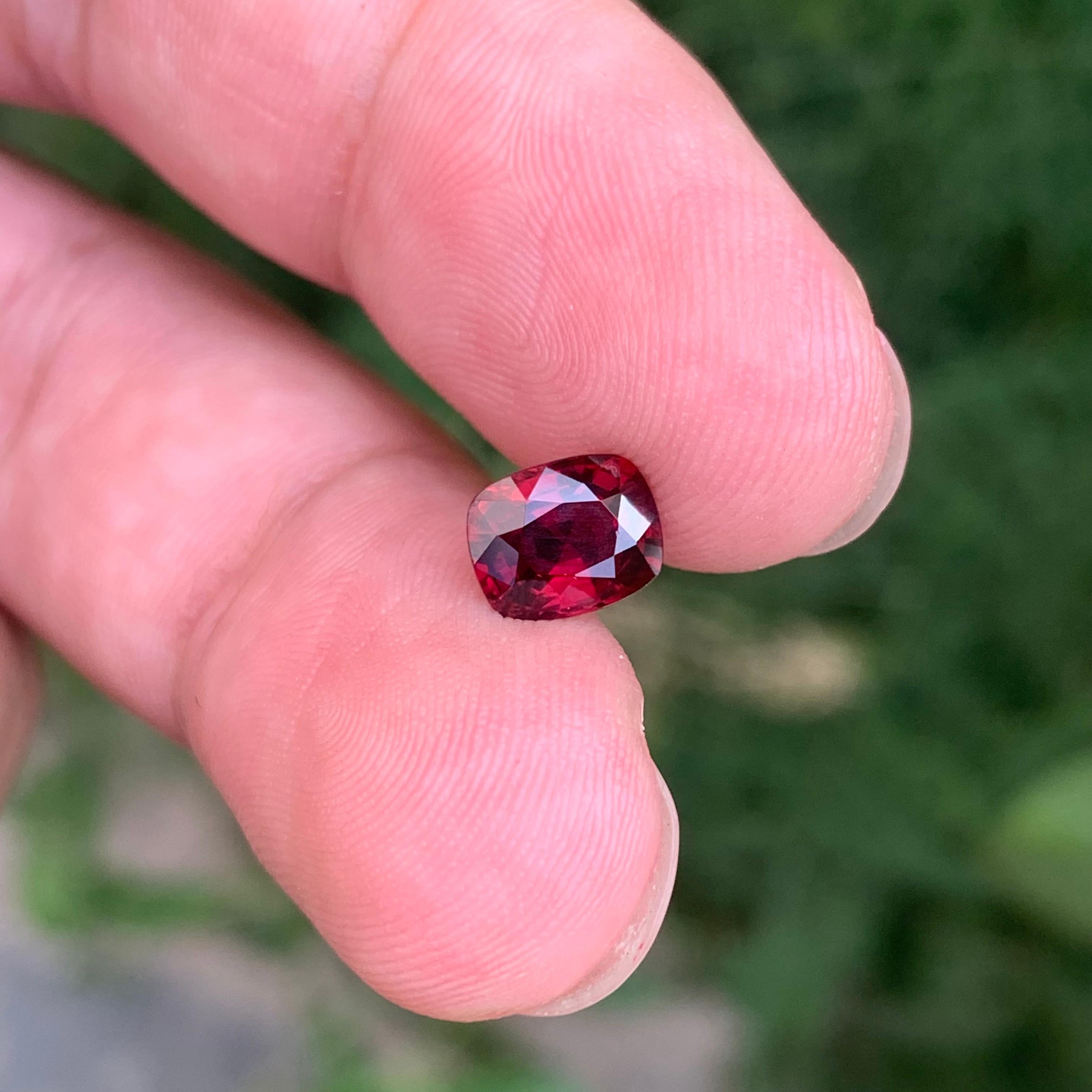 Certified 1.33 Carat Natural Loose Orange Red Spinel Cushion Shape Gemstone For Sale 3