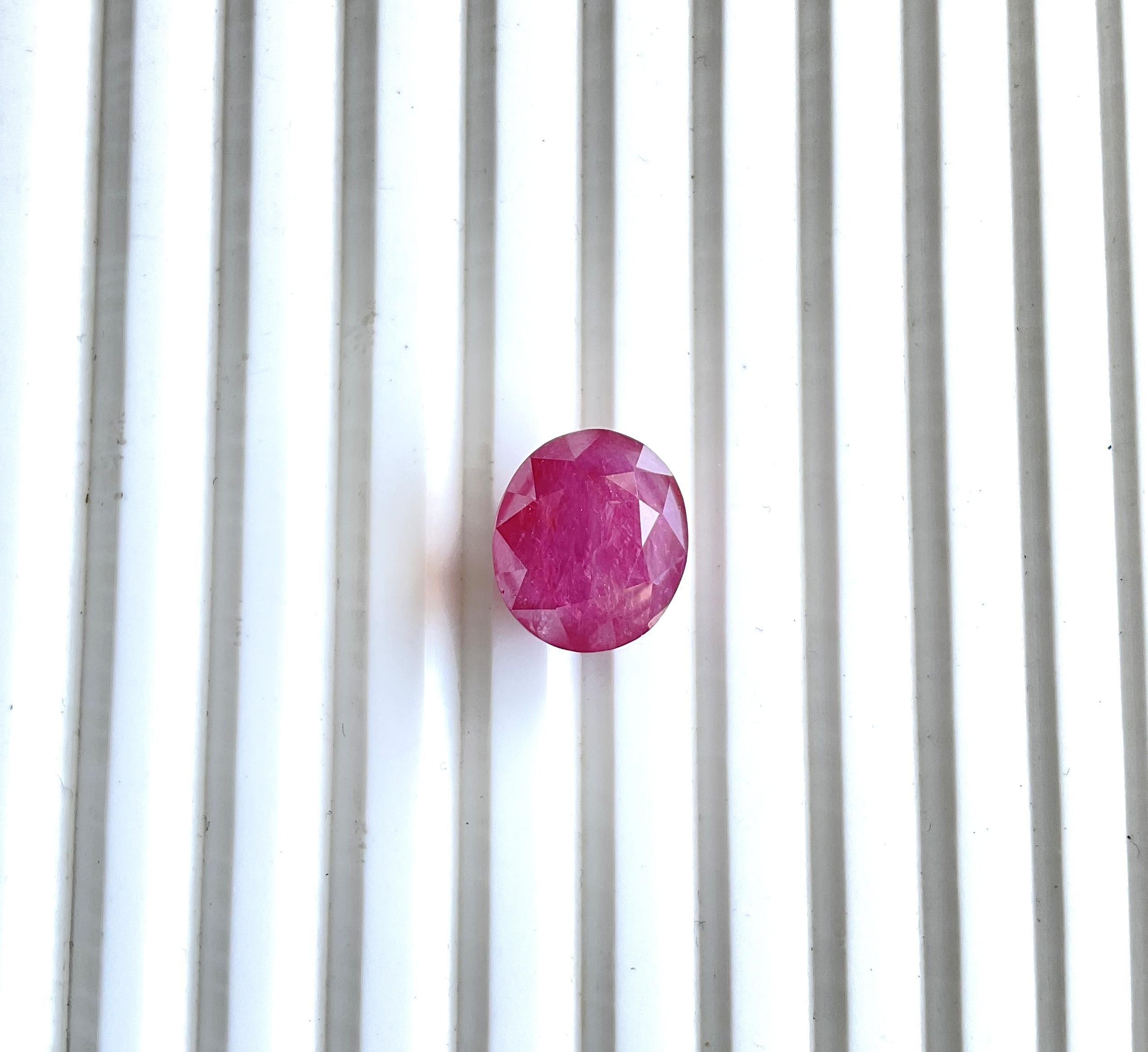 Women's or Men's Certified 13.36 Carat Mozambique Ruby Oval Faceted Cut stone No Heat Natural Gem For Sale