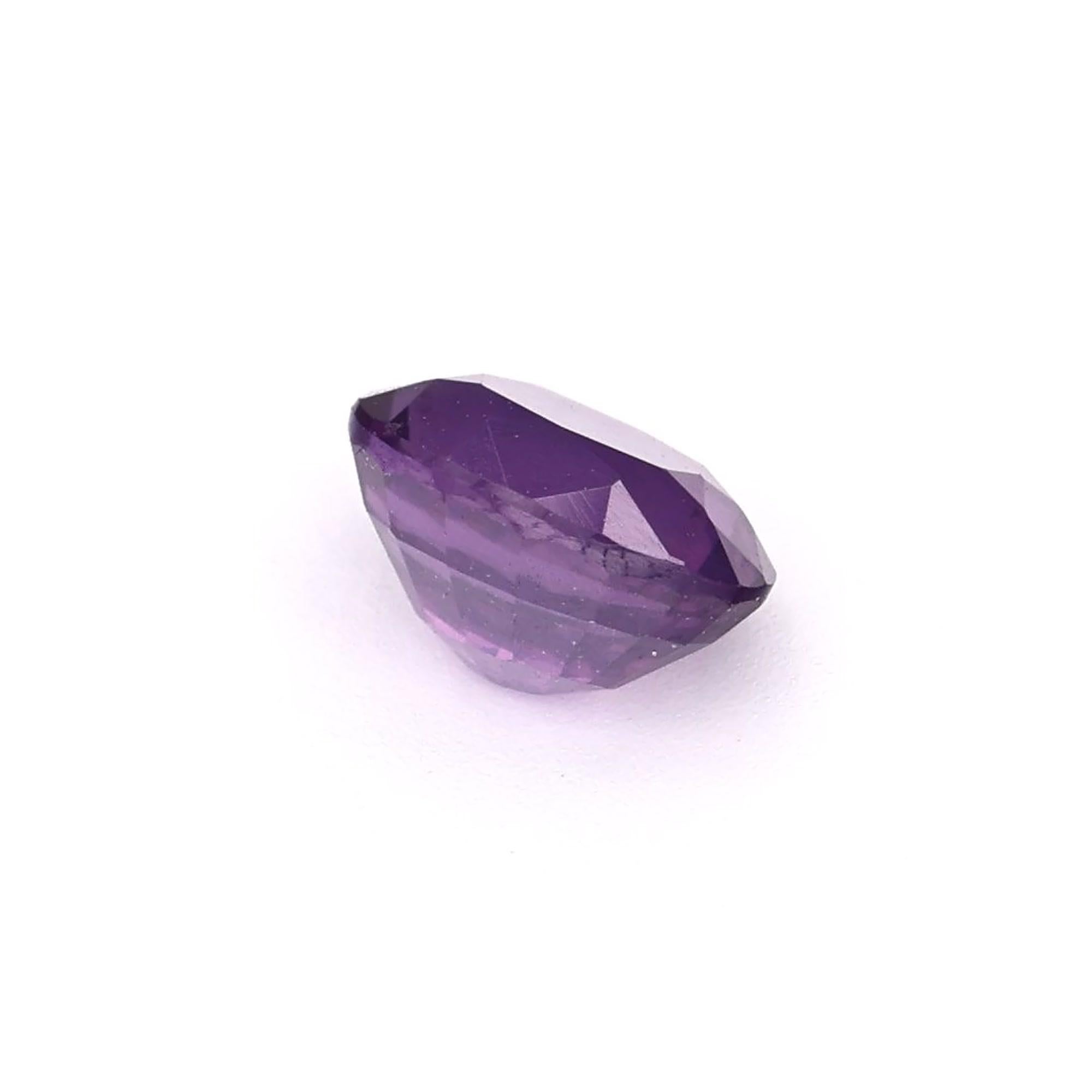 Certified 1.35 carat Purple Sapphire Oval Shape Ceylon Origin Ring Stone For Sale 2