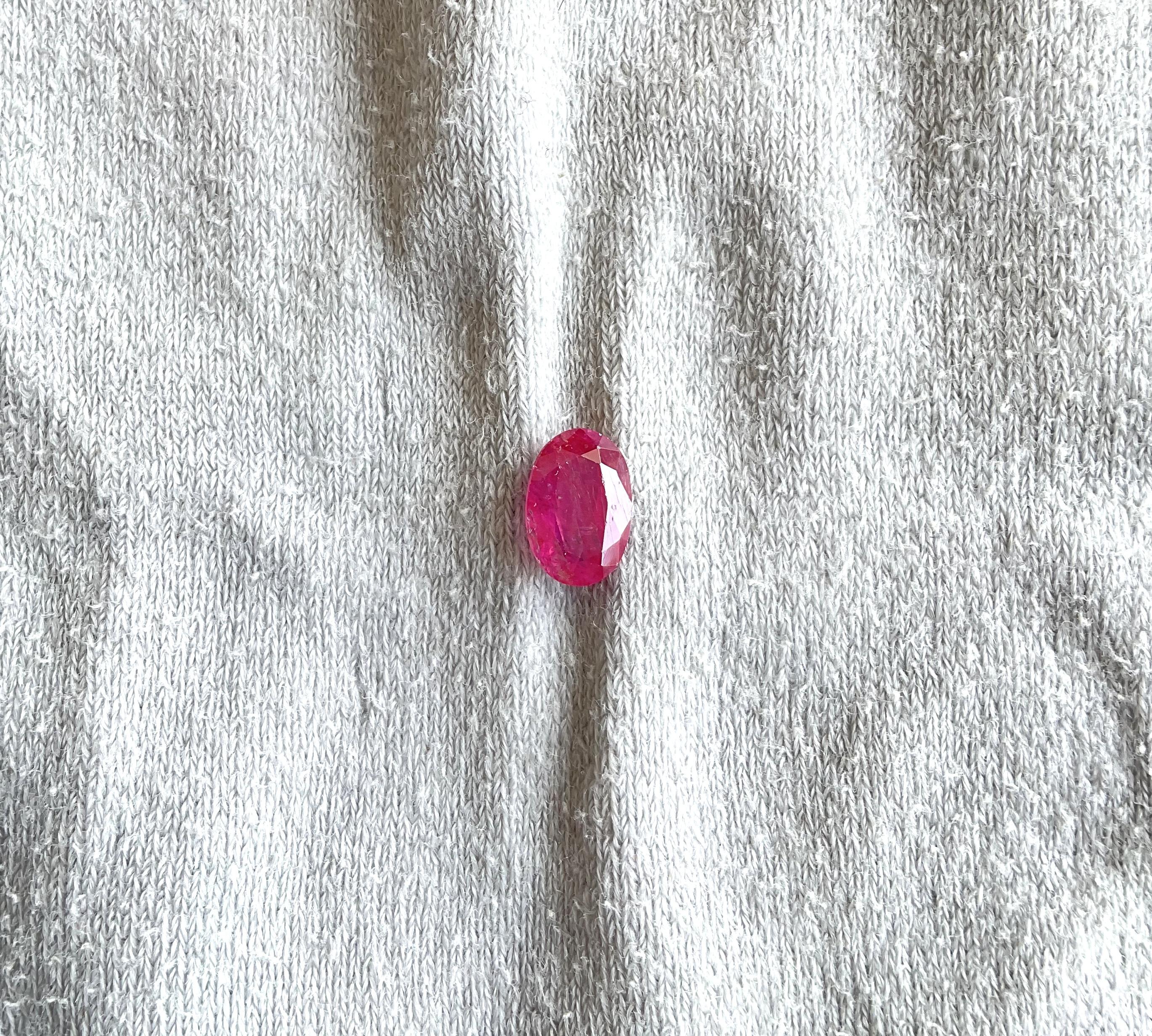 Certified 1.36 Carats Mozambique Ruby Oval Faceted Cut stone No Heat Natural Gem

Weight: 1.36 Carats
Size: 8X5X3 MM
Pieces: 1
Shape: Faceted oval Cur stone