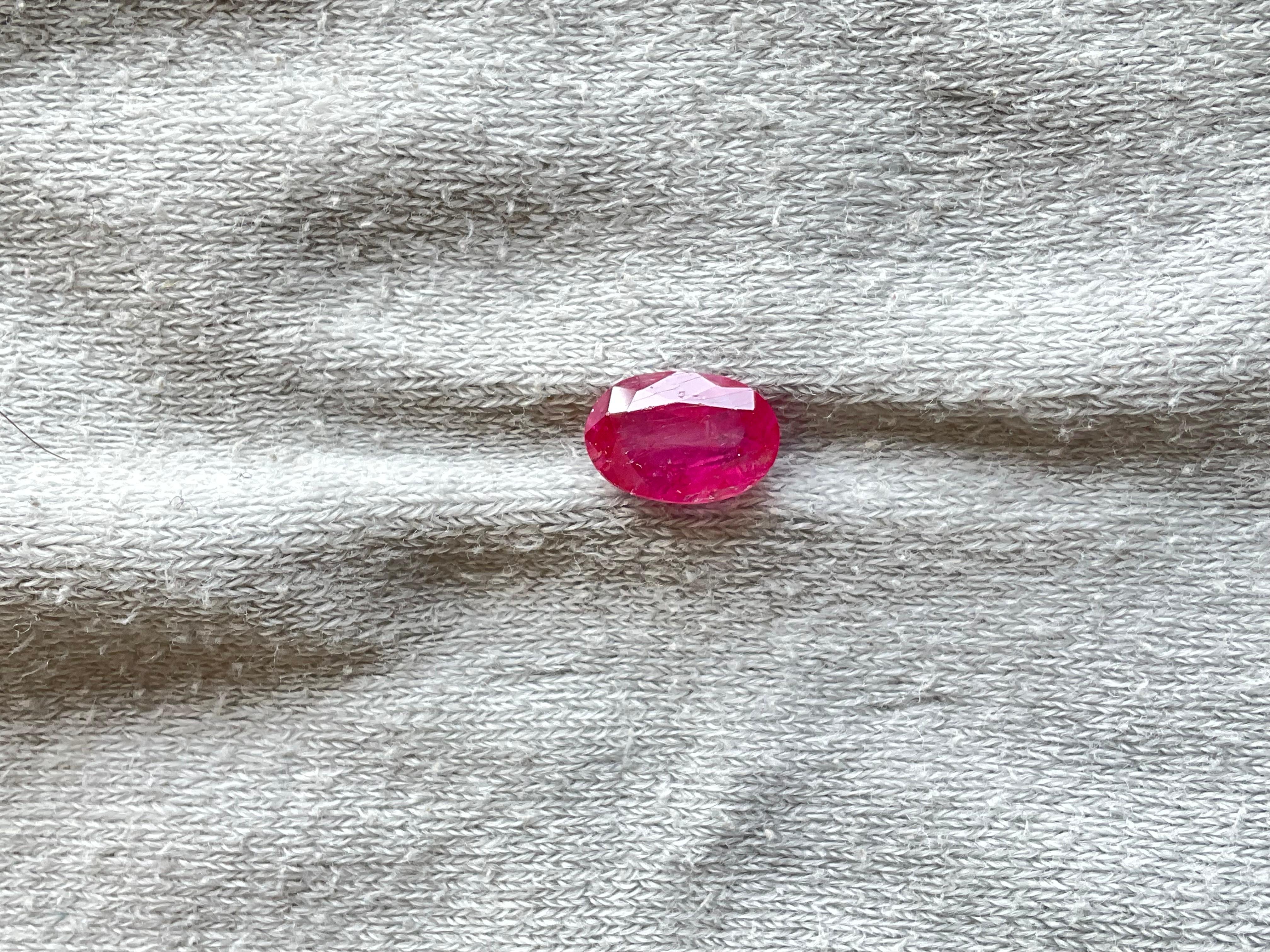 Oval Cut Certified 1.36 Carats Mozambique Ruby Oval Faceted Cut stone No Heat Natural Gem For Sale