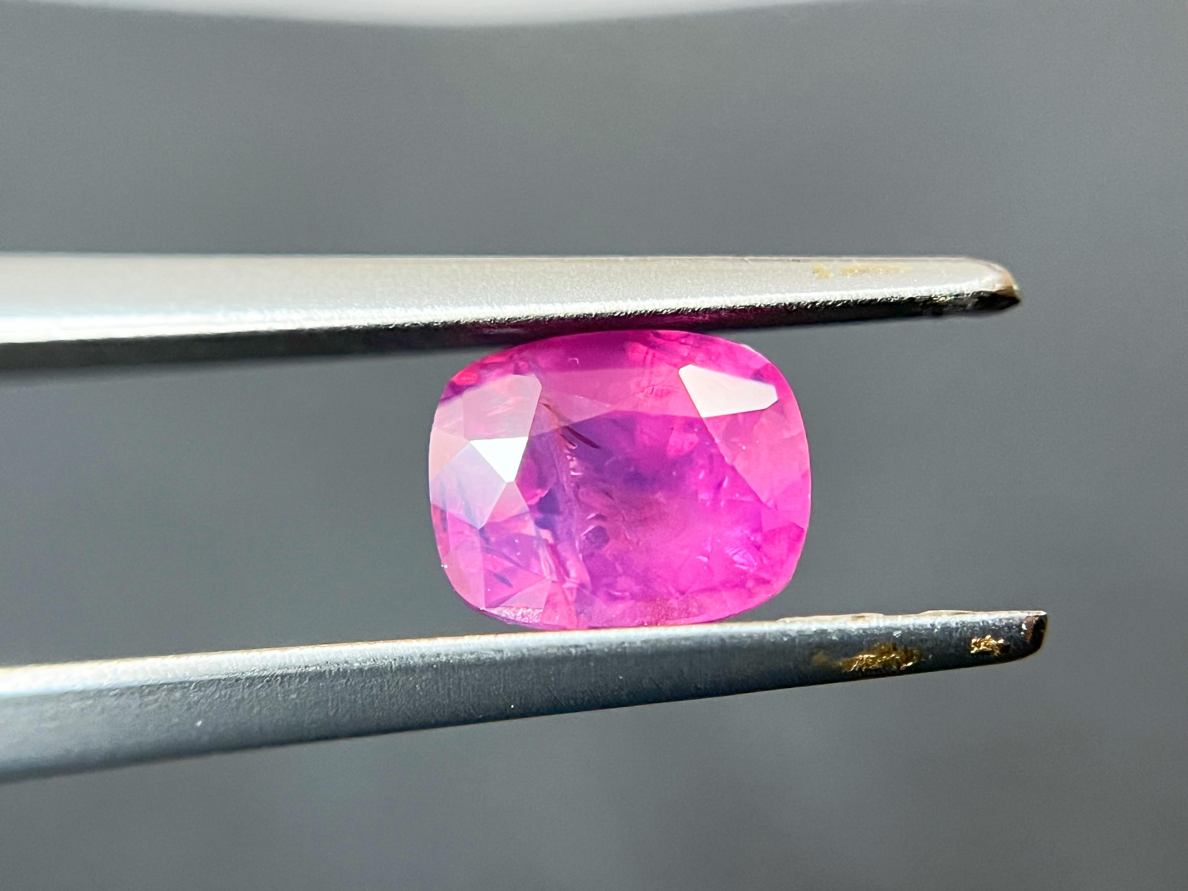 Women's or Men's Certified 1.4 Carat Natural Vivid Pink Cushion Mixed Eye Clean Pink Sapphire For Sale