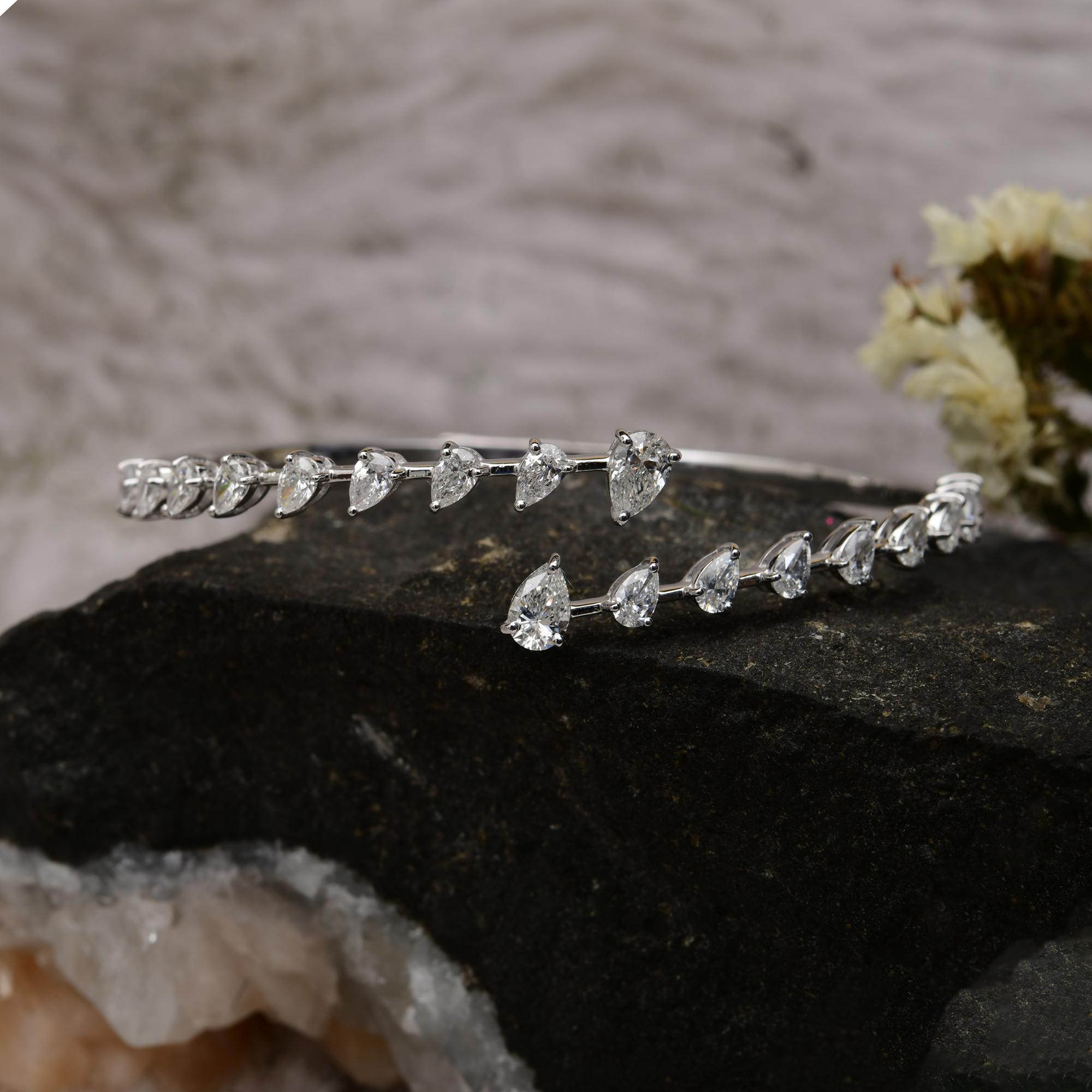 Brazalete certificado de oro blanco de 14 quilates con diamantes naturales talla pera de 2,91 quilates en venta 2