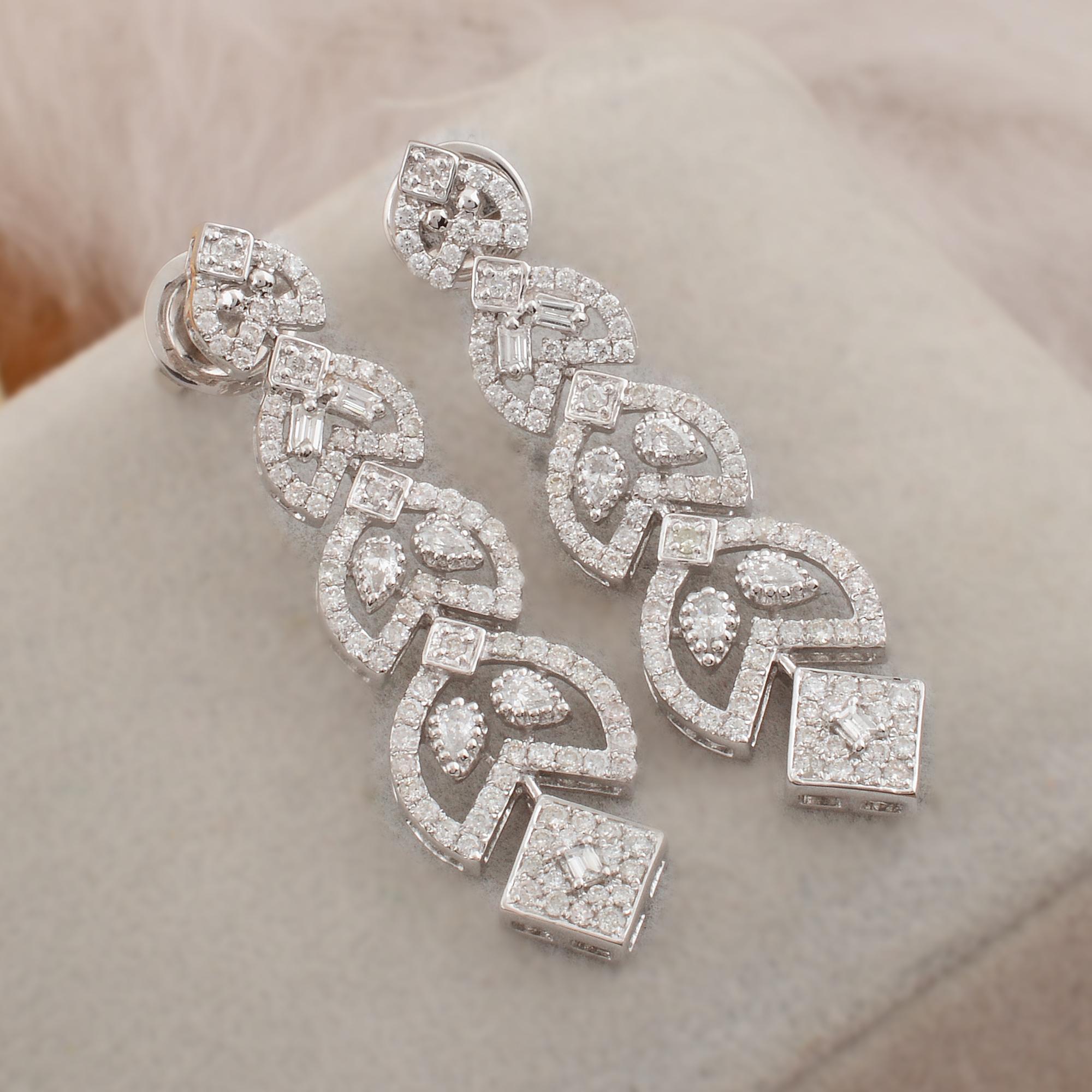 Certified 1.40 Carat Baguette Diamond Dangle Earrings 18k Yellow Gold Jewelry For Sale 1