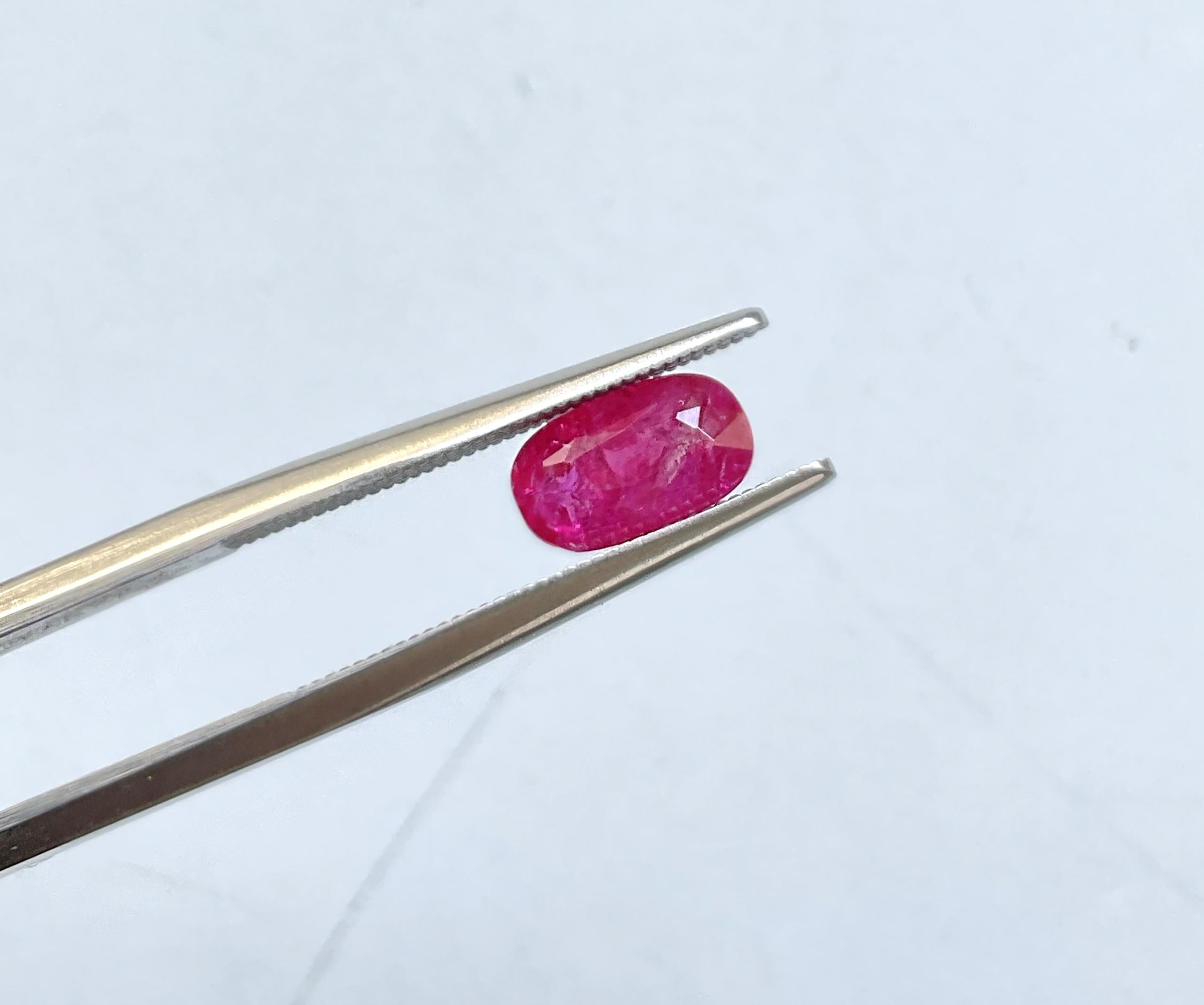 Zertifiziert 1.40 Karat Mosambik Rubin Oval Facettenschliff Stein keine Hitze natürlichen Edelstein im Angebot 1