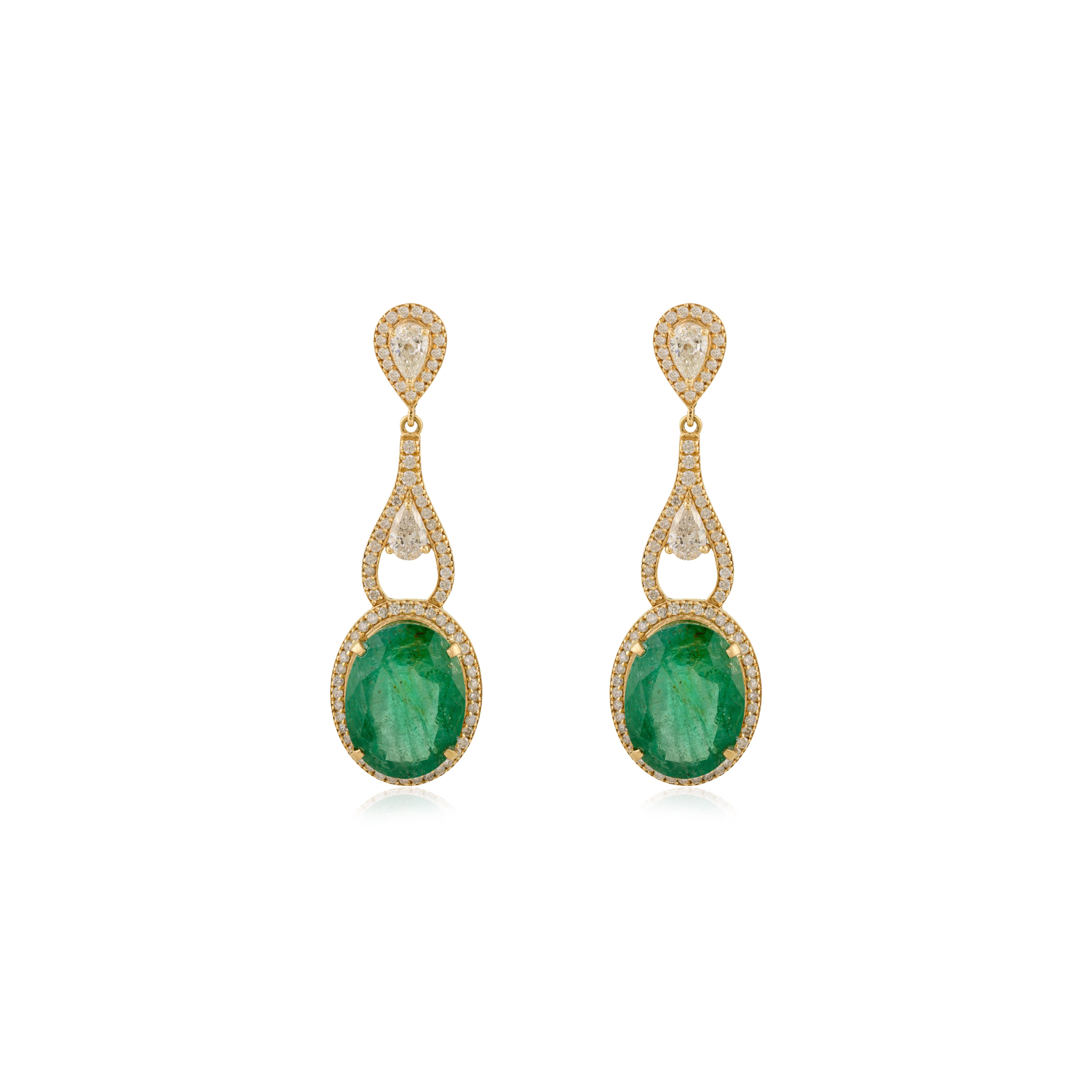 Certified 14.04Ct Zambian Emerald & Diamond Long Dangle Earrings 18k Yellow Gold In New Condition For Sale In New York, NY