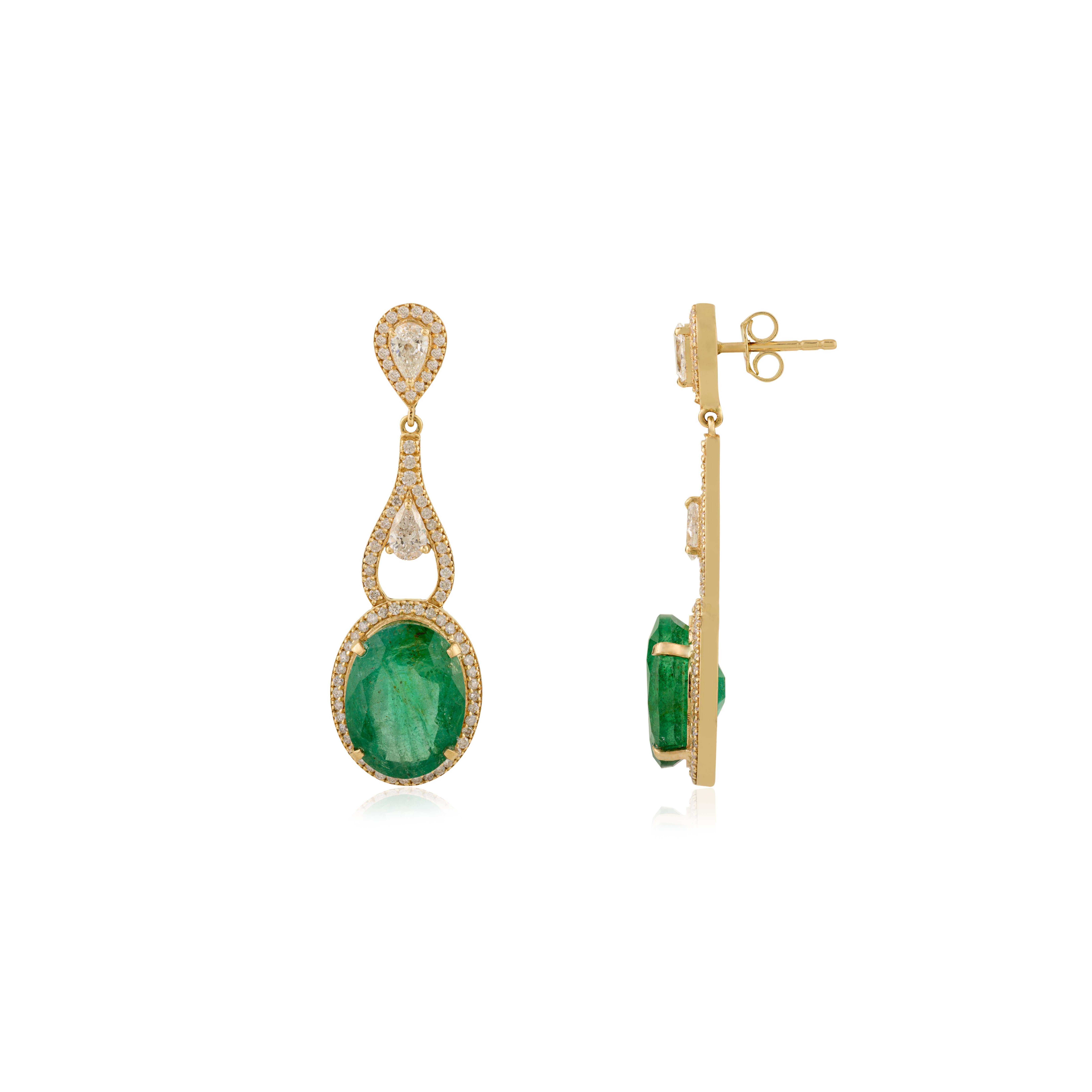 Certified 14.04Ct Zambian Emerald & Diamond Long Dangle Earrings 18k Yellow Gold For Sale 1