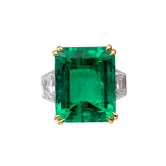 Certified 14.11 ct Colombian Emerald diamond cocktail ring