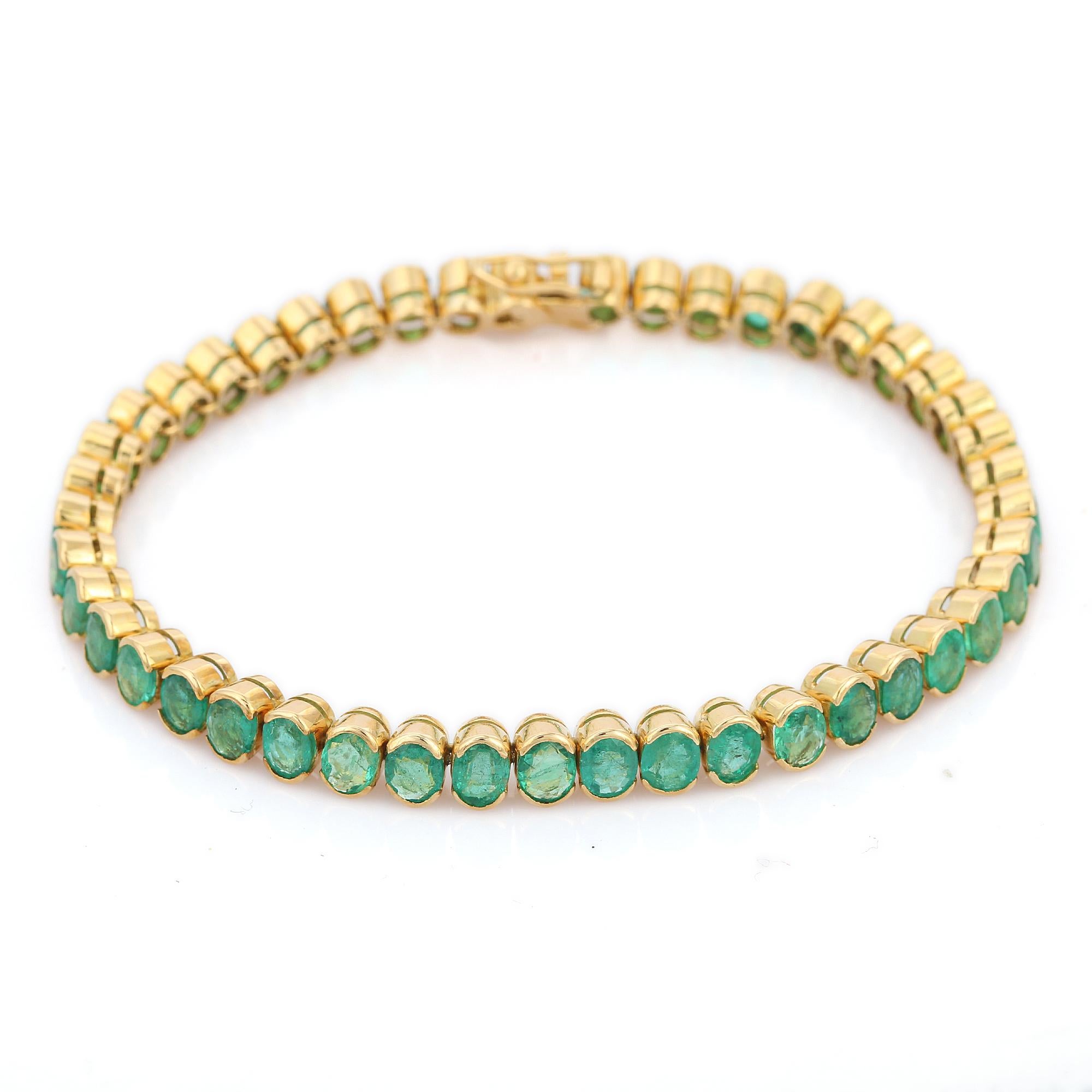 Certified 14.15 Carat Emerald Gemstone Tennis Bracelet in 18K Yellow ...