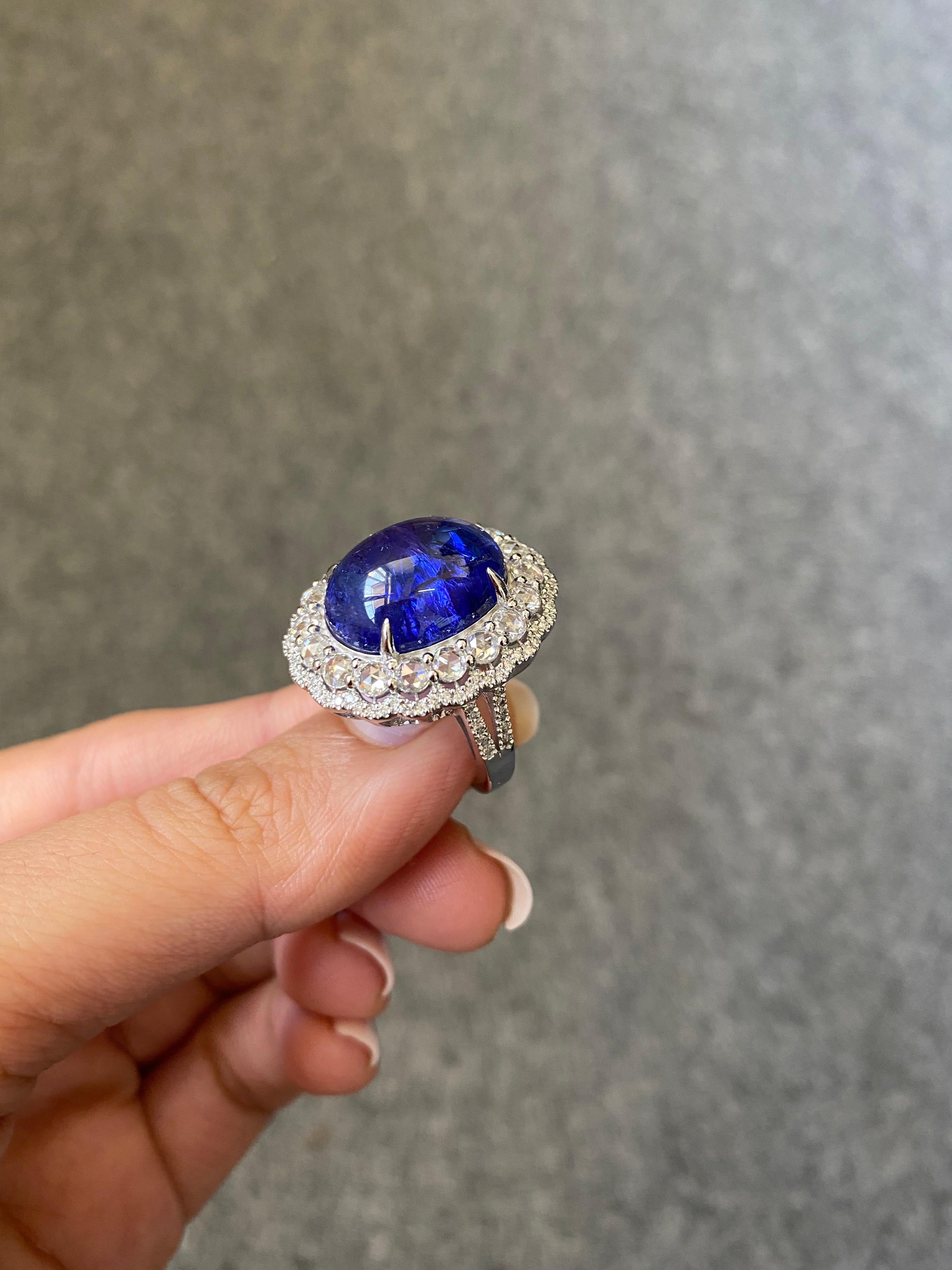 Modern Certified 14.34 Tanzanite Cabochon and Diamond 18k White Gold Cocktail Ring For Sale