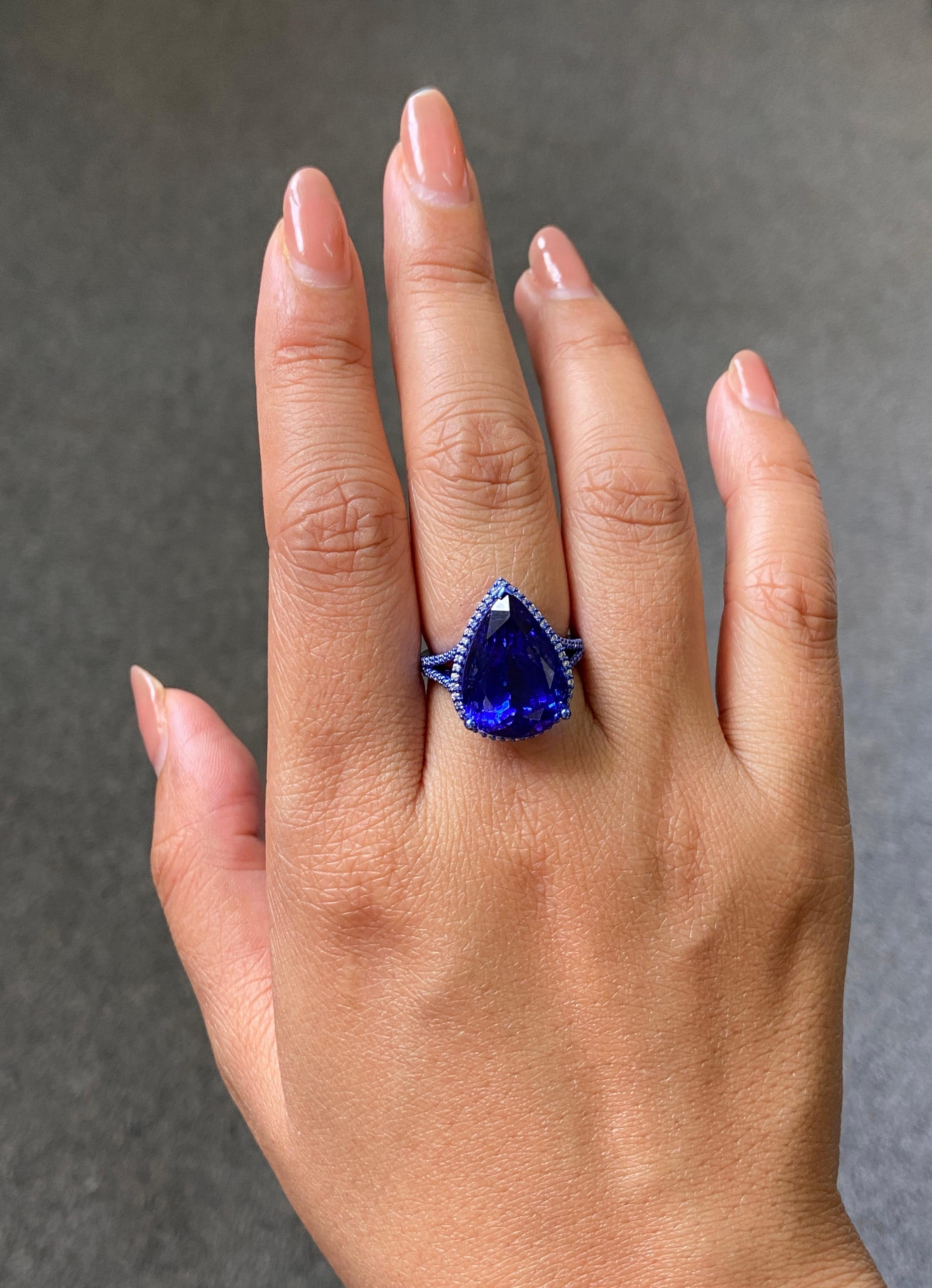 Zertifizierter 14,55 Karat Tansanit und Diamant-Cocktailring aus 18 Karat Weißgold im Angebot 7