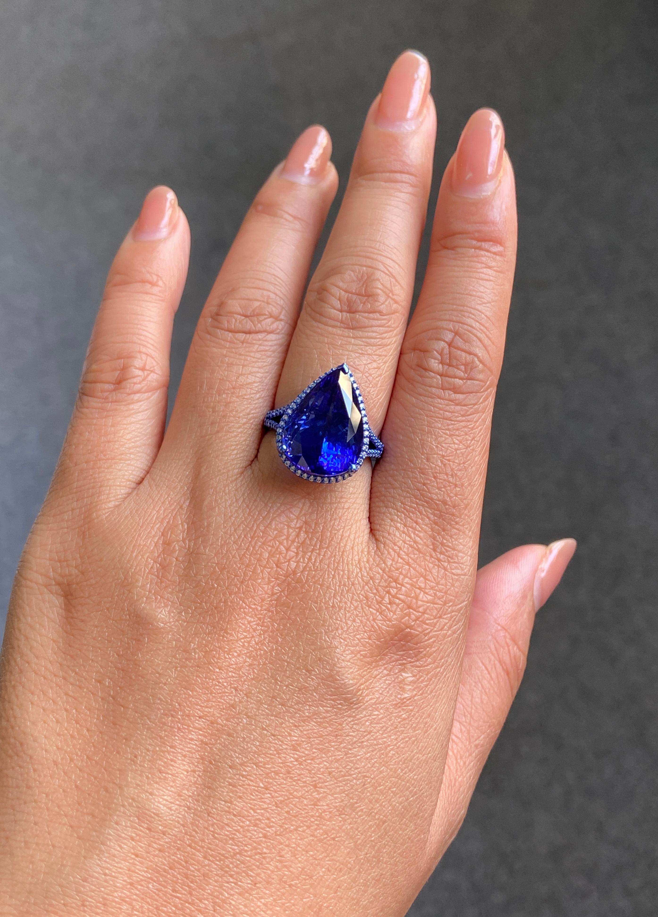 Zertifizierter 14,55 Karat Tansanit und Diamant-Cocktailring aus 18 Karat Weißgold im Angebot 9
