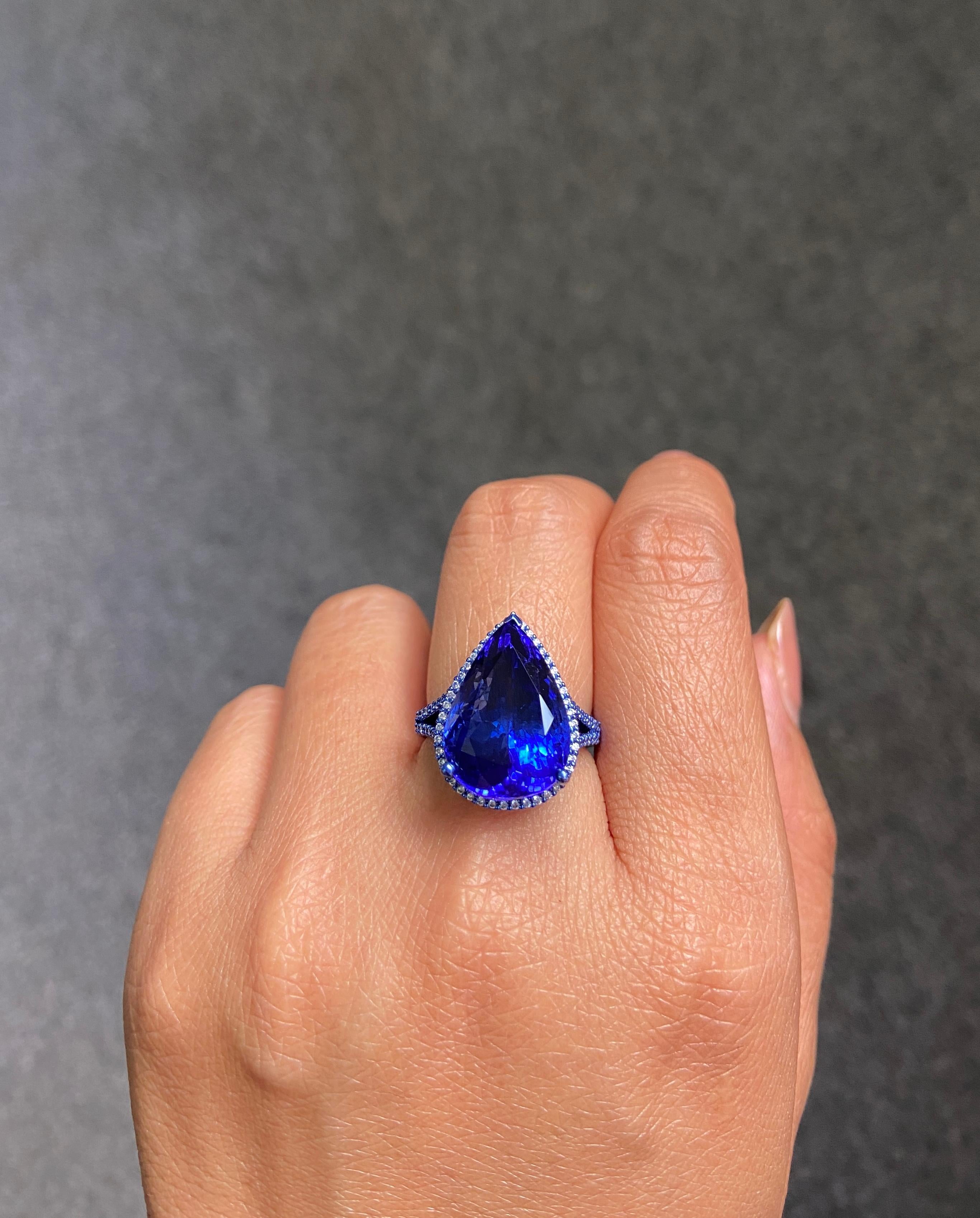 Zertifizierter 14,55 Karat Tansanit und Diamant-Cocktailring aus 18 Karat Weißgold im Angebot 1