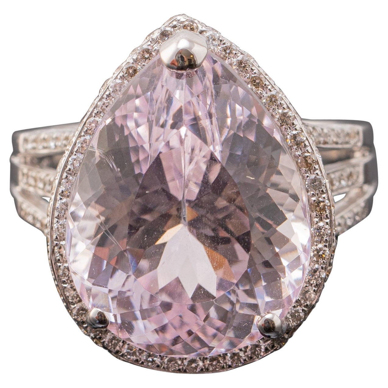 Anello di fidanzamento certificato in oro bianco con diamante aureolato Kunzite da 14,6 carati