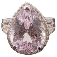 Anello di fidanzamento certificato in oro bianco con diamante aureolato Kunzite da 14,6 carati