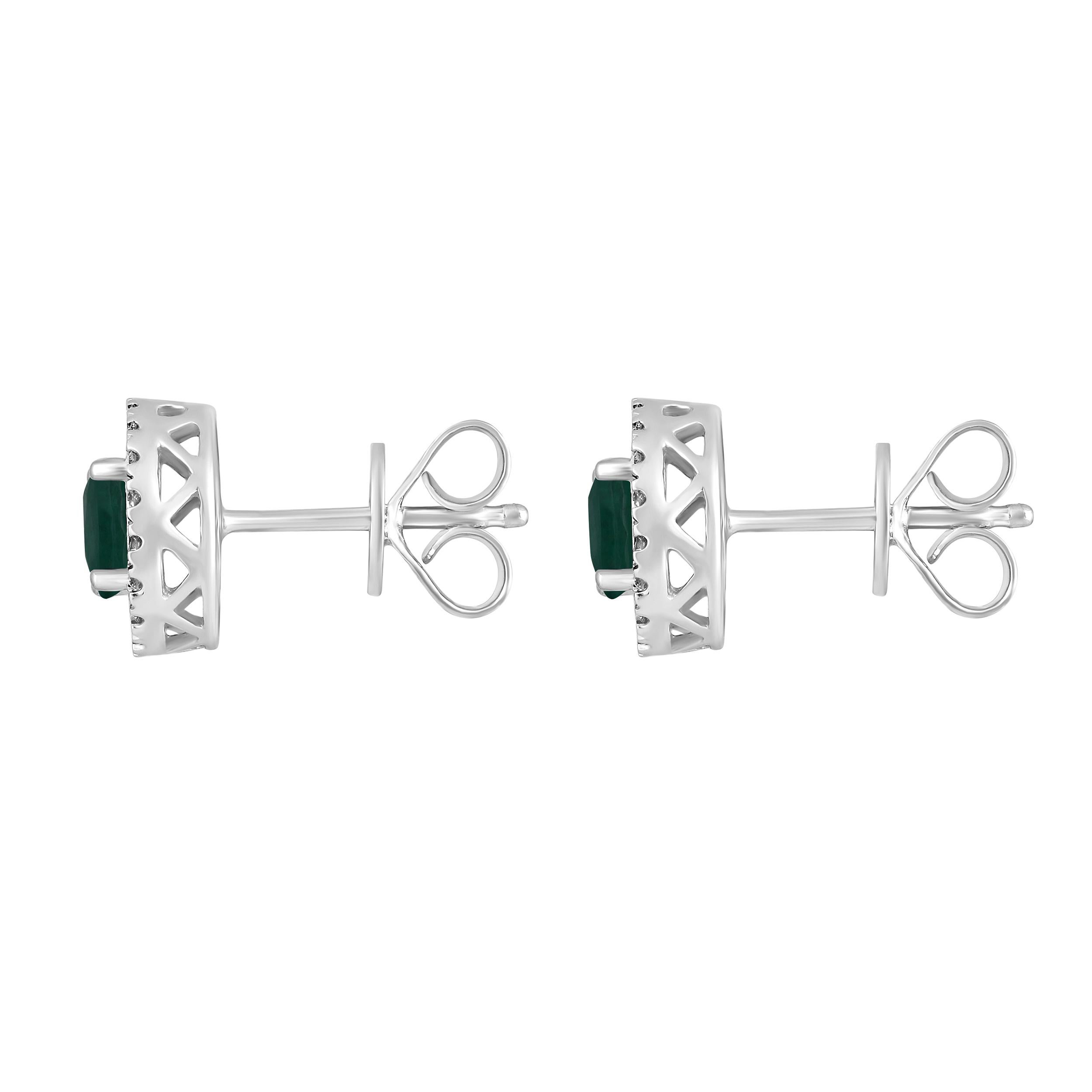 Contemporary Certified 14K Gold 1.4ct Natural Diamond F-I1 w/ Emerald Round Stud Earrings For Sale