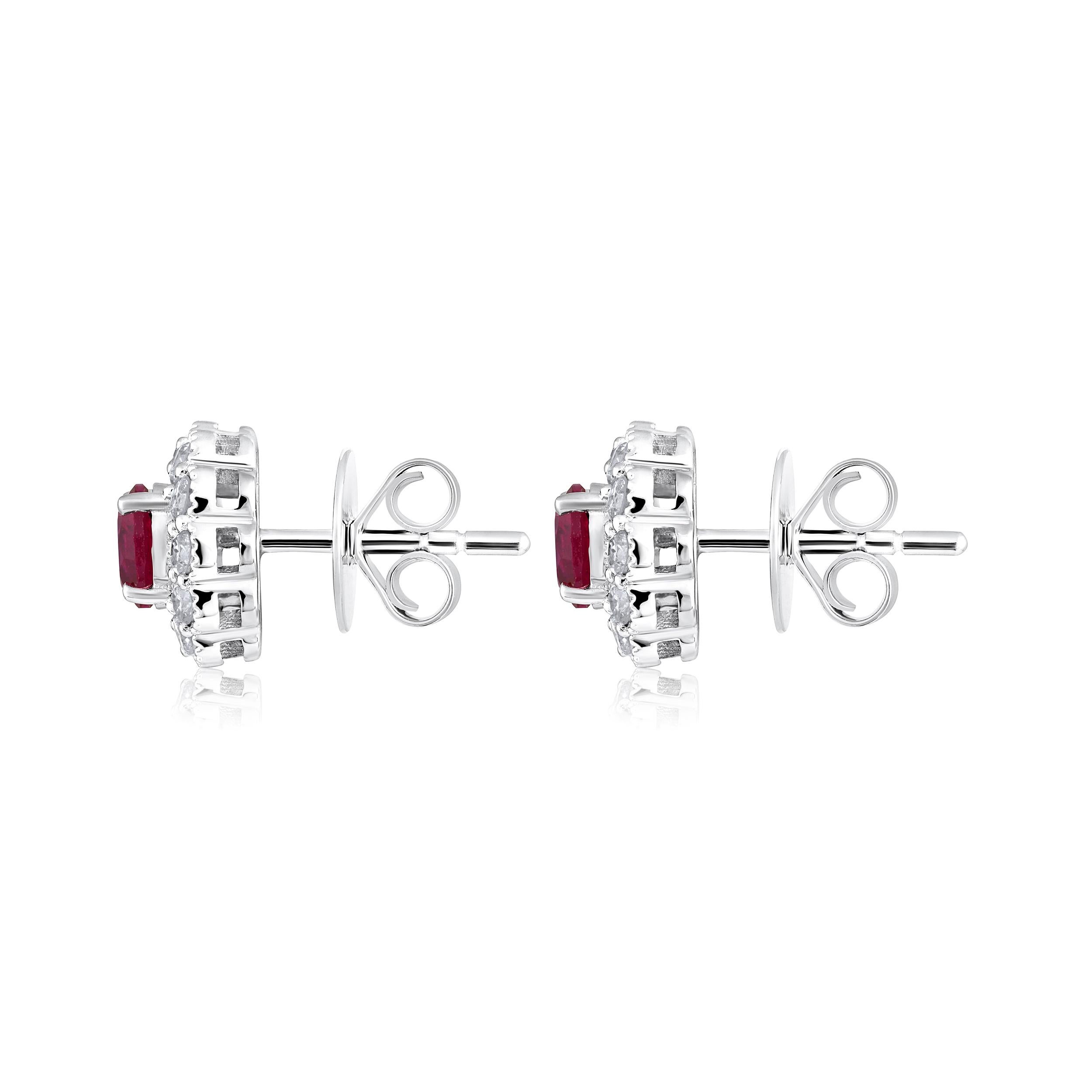 Brilliant Cut Certified 14k Gold 1.8ct Natural Diamond W/ Lab Ruby Round Flower Stud Earrings For Sale
