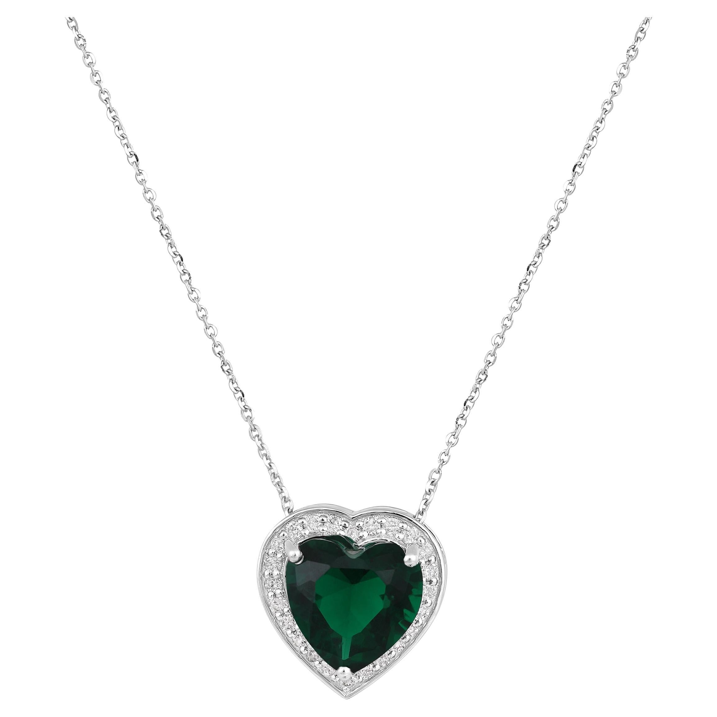 Certified 14k Gold 2.2ct Natural Diamond w/ Lab Emerald Heart Halo Necklace For Sale