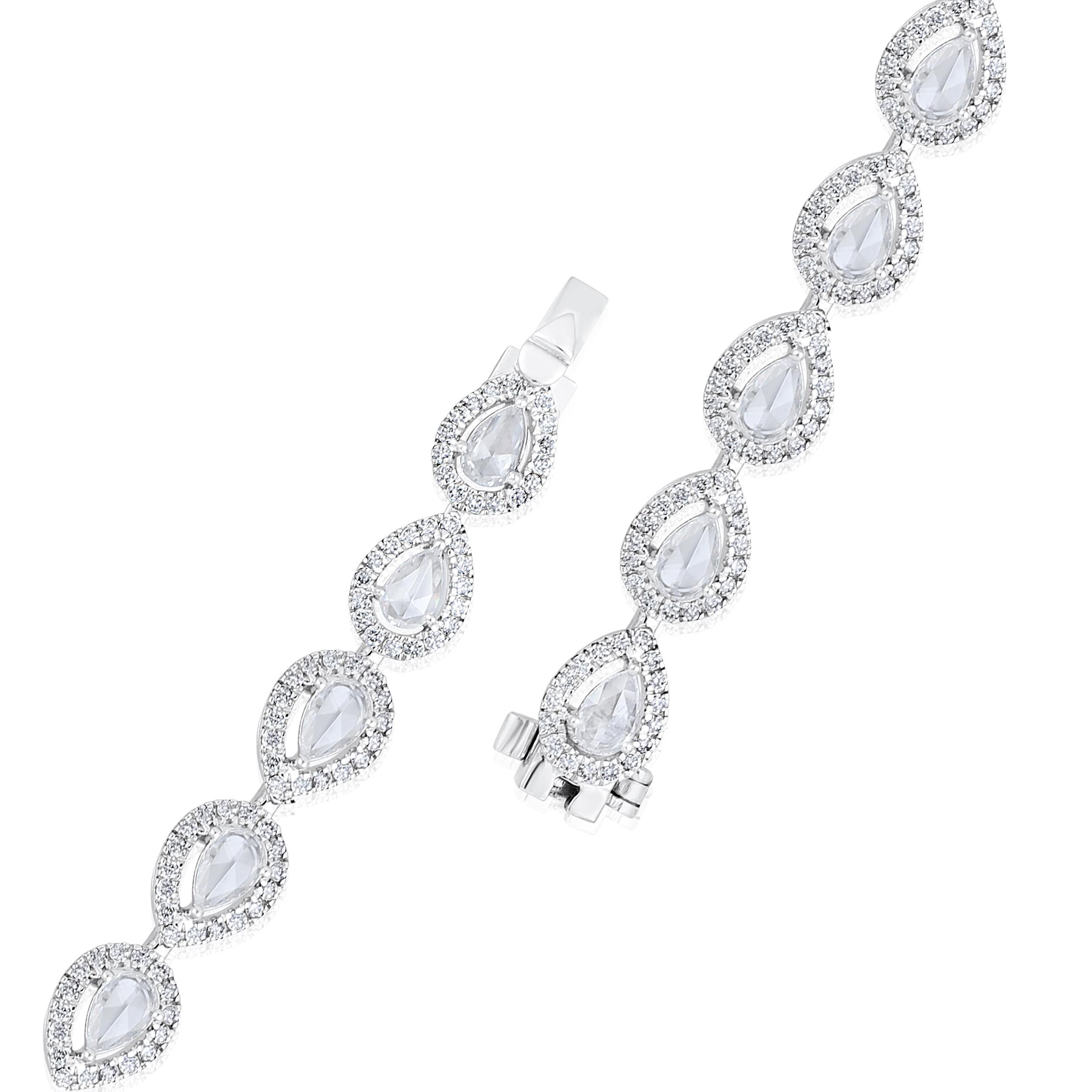 Taille brillant Bracelet tennis en or 14 carats certifié F-VVS avec diamants naturels taille poire de 3,2 carats en vente