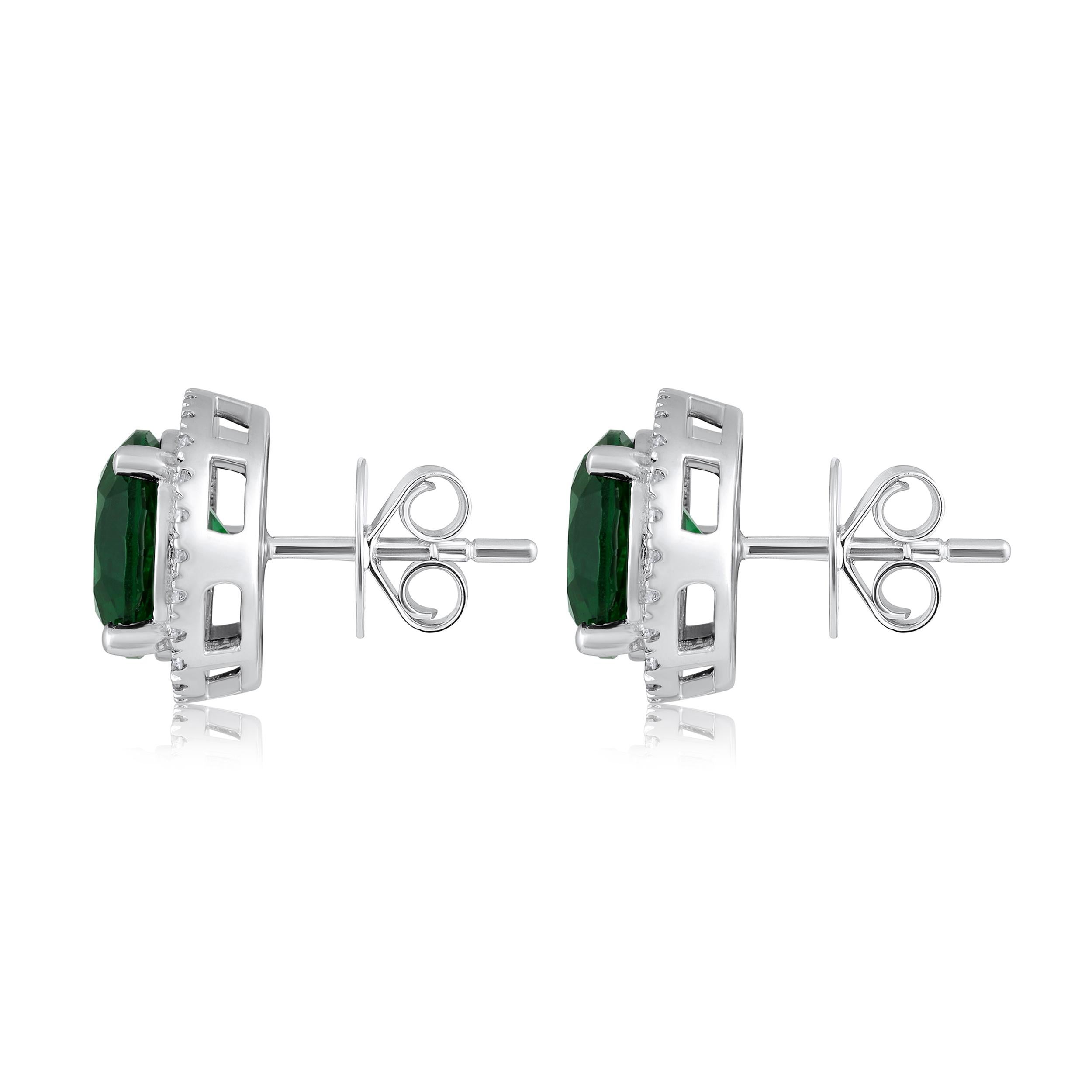Brilliant Cut Certified 14k Gold 4.7ct Natural Diamond w/ Lab Emerald Solitaire Stud Earrings For Sale