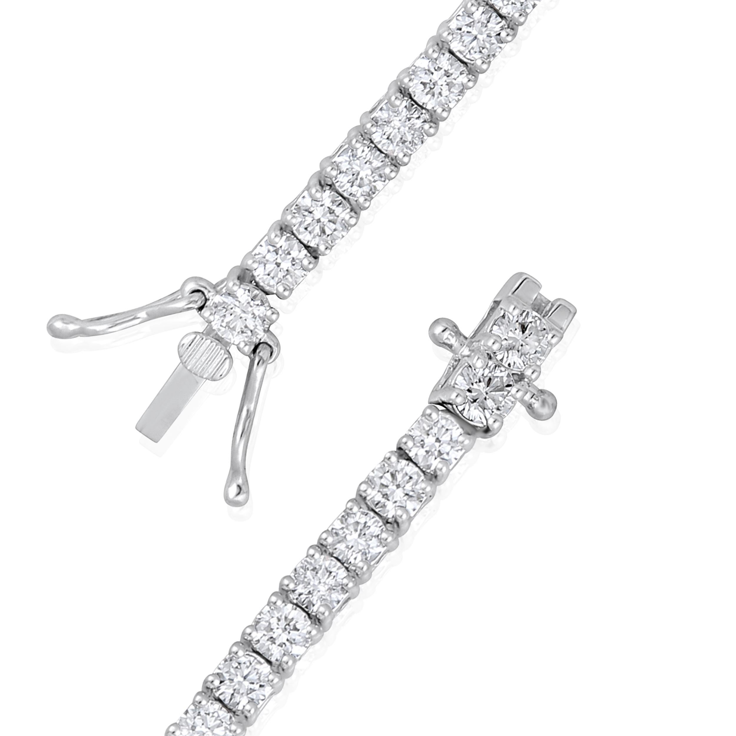 Contemporary Certified 14K Gold 4ct Natural Diamond G-VS 2.85mm 4 Prong Tennis Bracelet For Sale