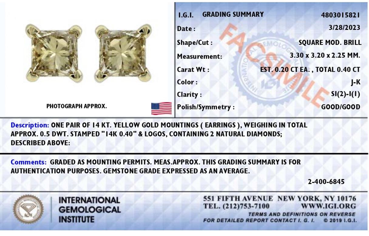 Certified 14K Yellow Gold 3/8 Ctw Square Diamond 4-Prong Solitaire Stud Earrings In New Condition In New York, NY