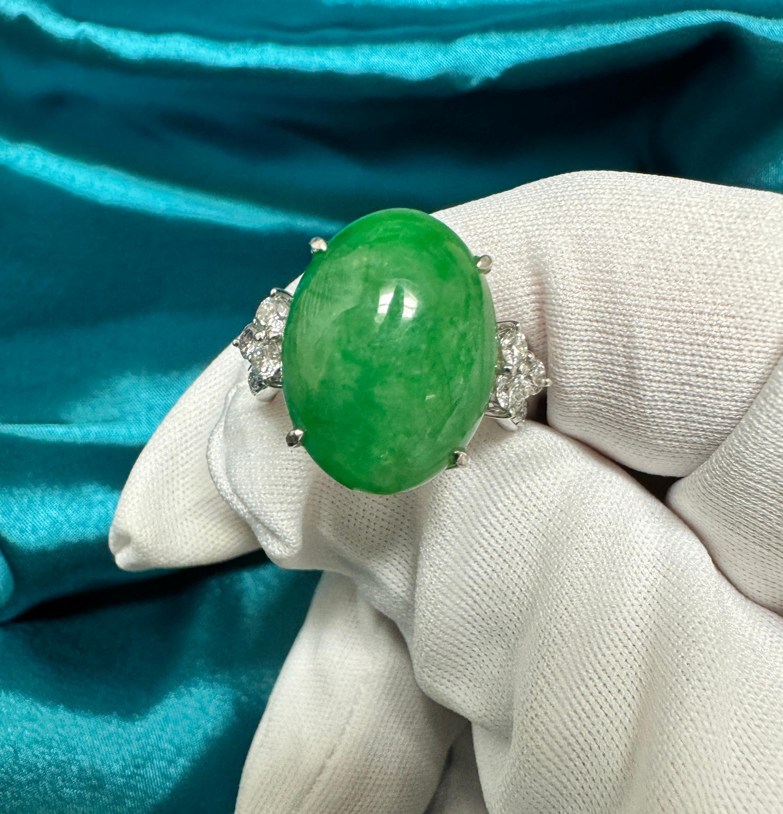 Certified 15 Carat Jadeite Jade A Fei Cui and Diamond Split Platinum Ring For Sale 5