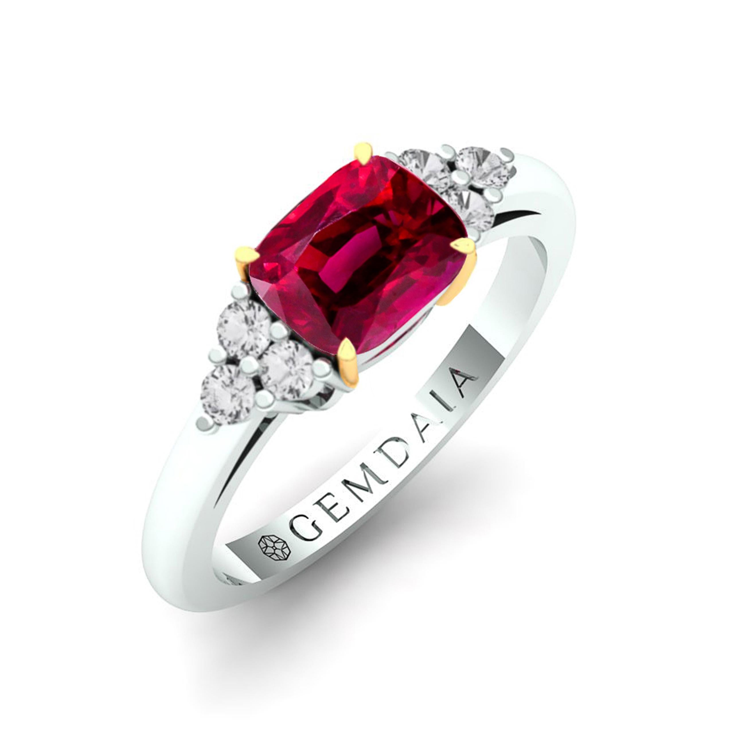Certified 1.50 Carat 'Natural & Untreated' Ruby & Diamond Ring  In New Condition For Sale In London, GB