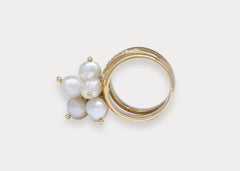 Certified 15.29 Ct. Natural Baroque Pearls 18k Yellow Gold Ring with Diamonds