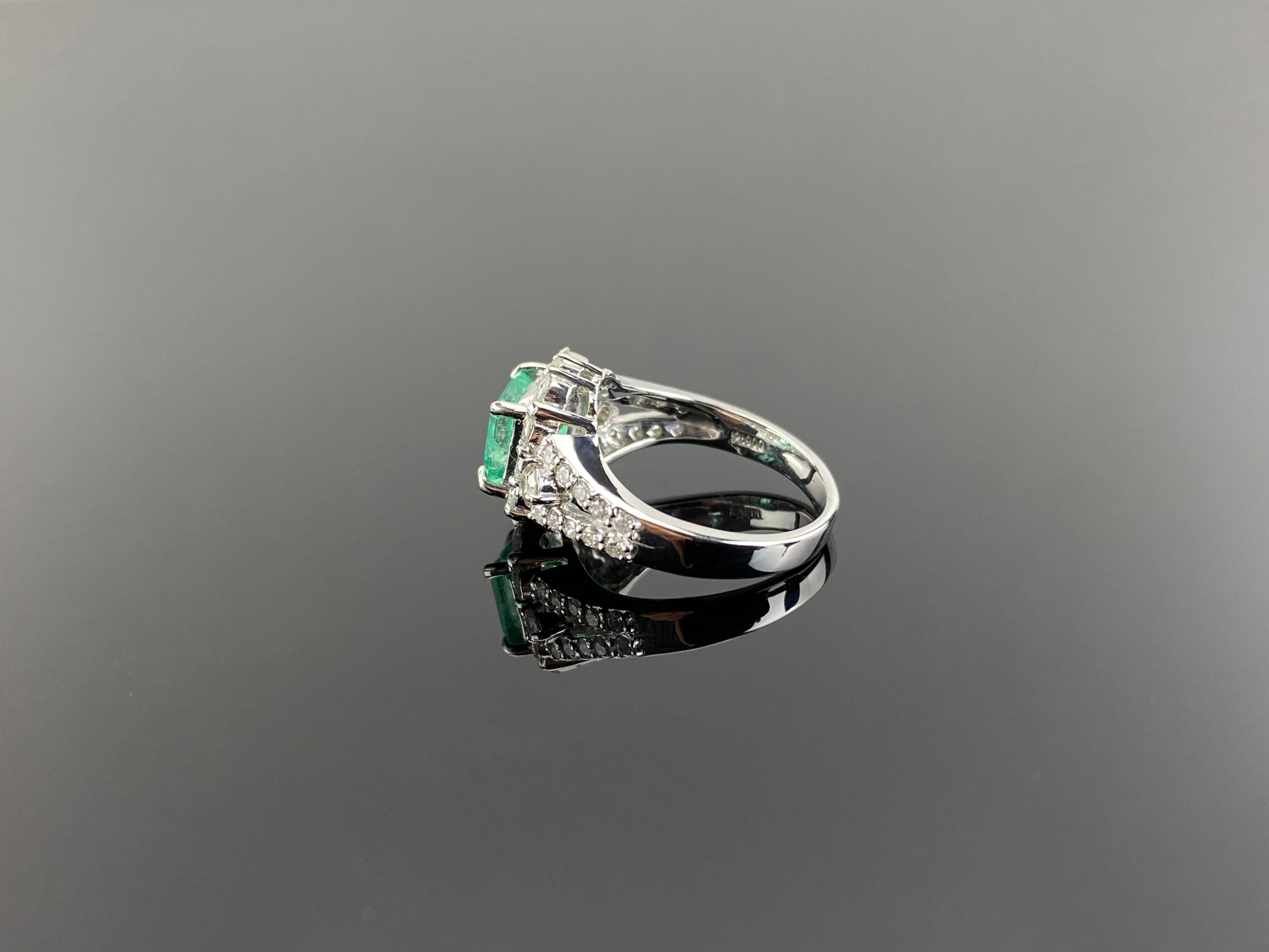 Certified 1.53 Carat Emerald and Diamond Engagement Ring For Sale 3