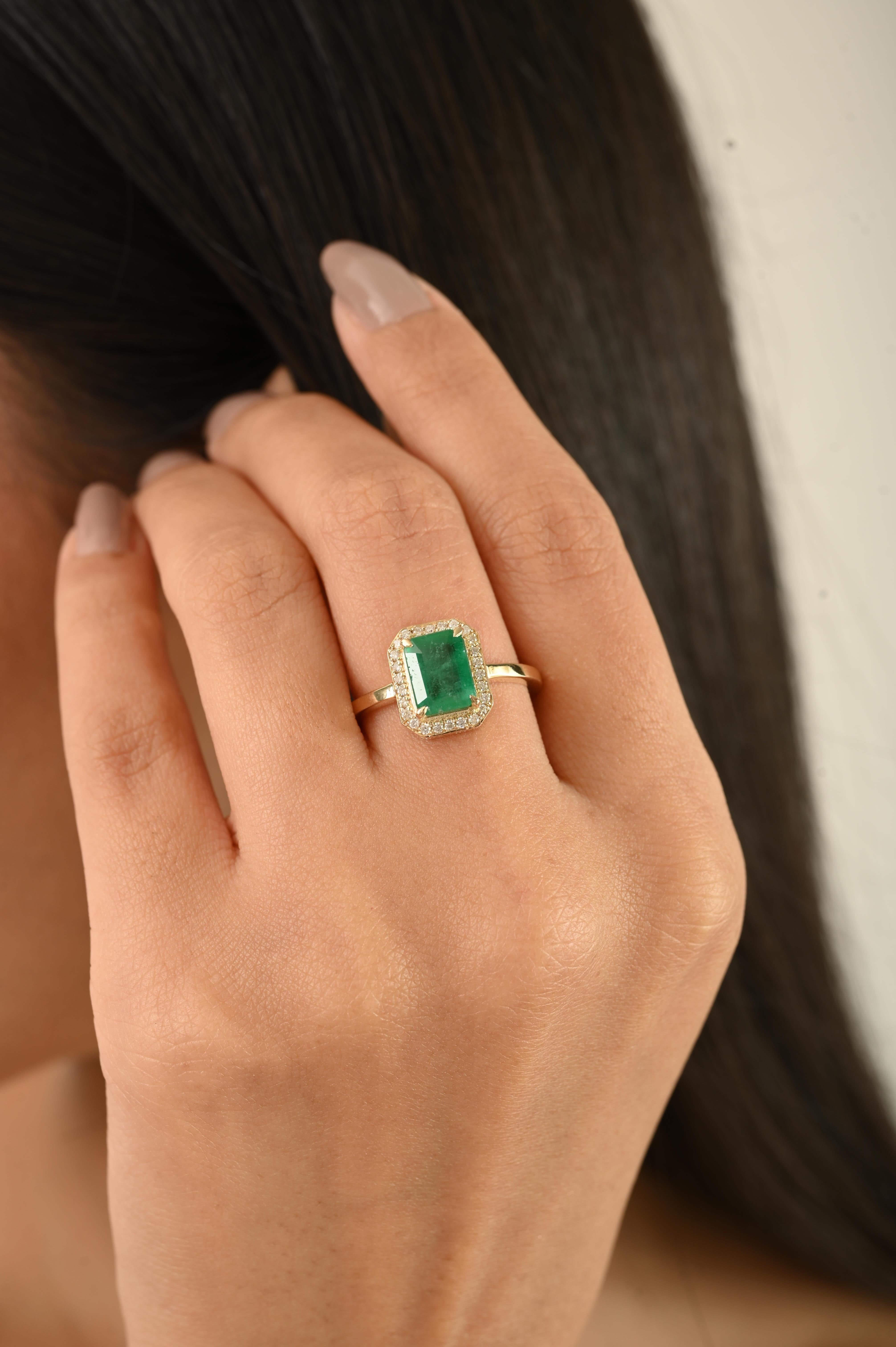For Sale:  Certified 1.53 Ct Emerald and Diamond Halo Ring in 14k Yellow Gold Gift for Her 6