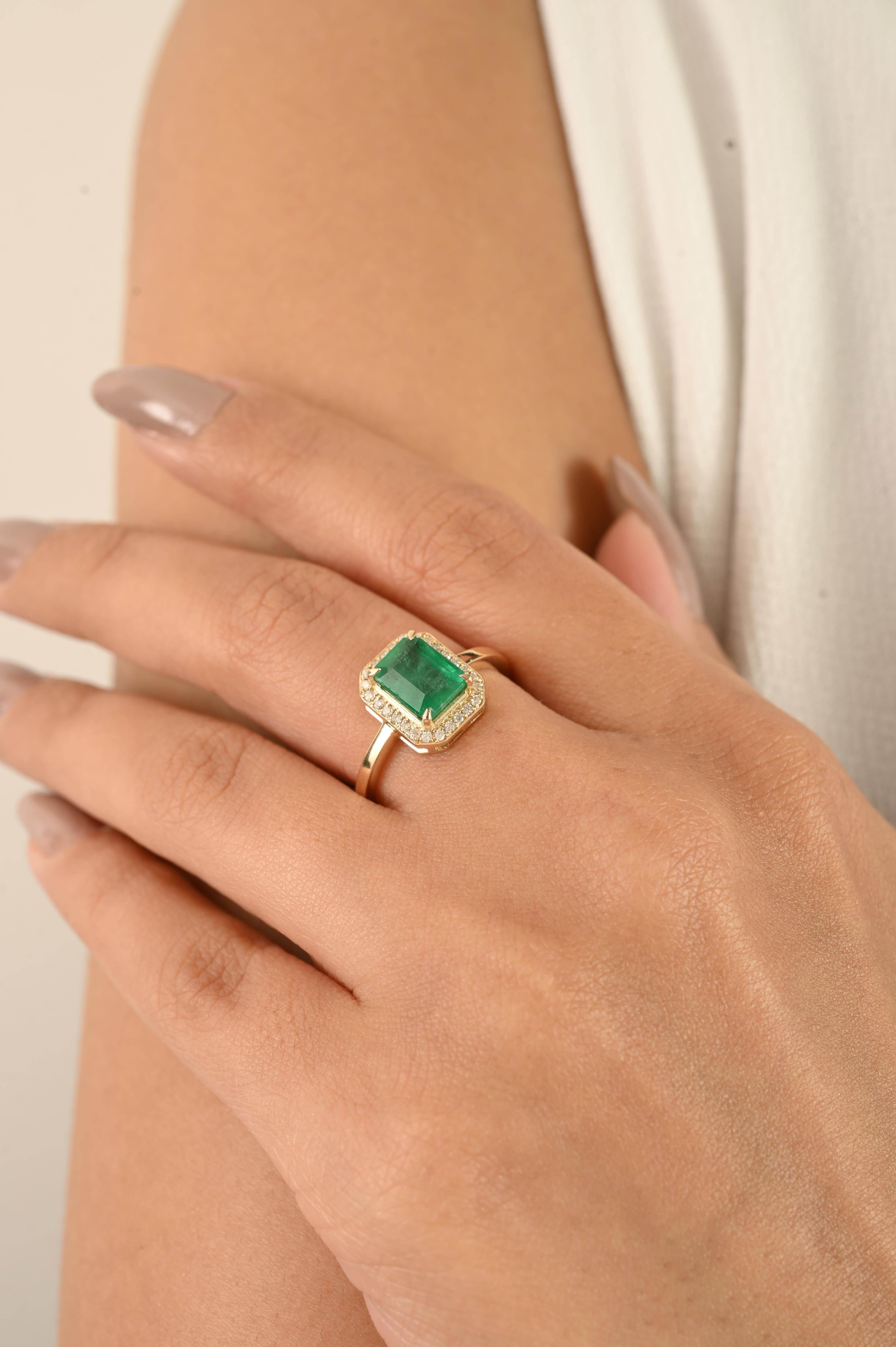 For Sale:  Certified 1.53 Ct Emerald and Diamond Halo Ring in 14k Yellow Gold Gift for Her 8