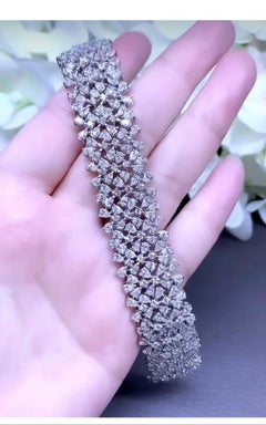 Certified 15.33 Carats Natural Diamonds 18K Gold Bracelet