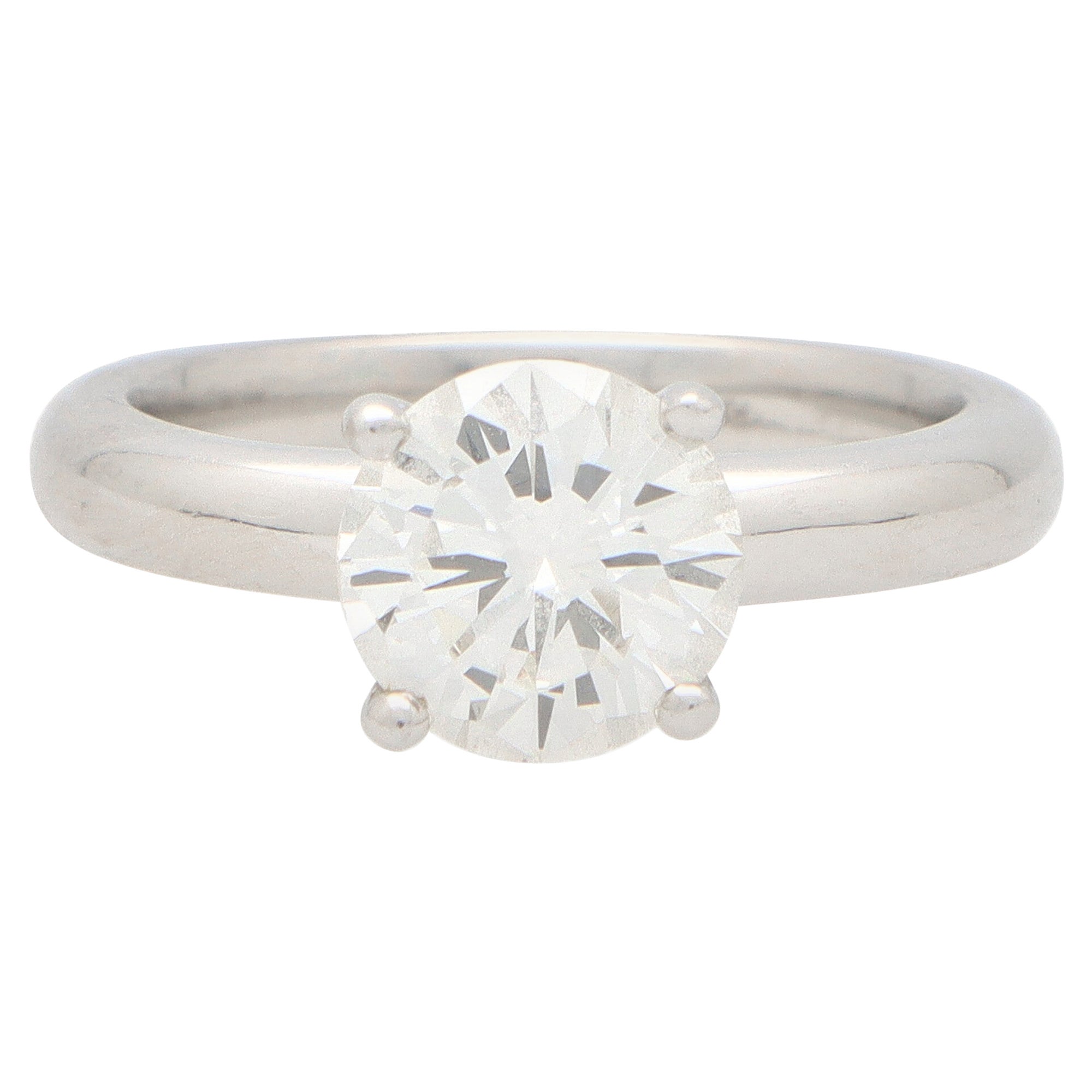 Certified 1.54ct Round Cut Diamond Solitaire Ring Set in Platinum
