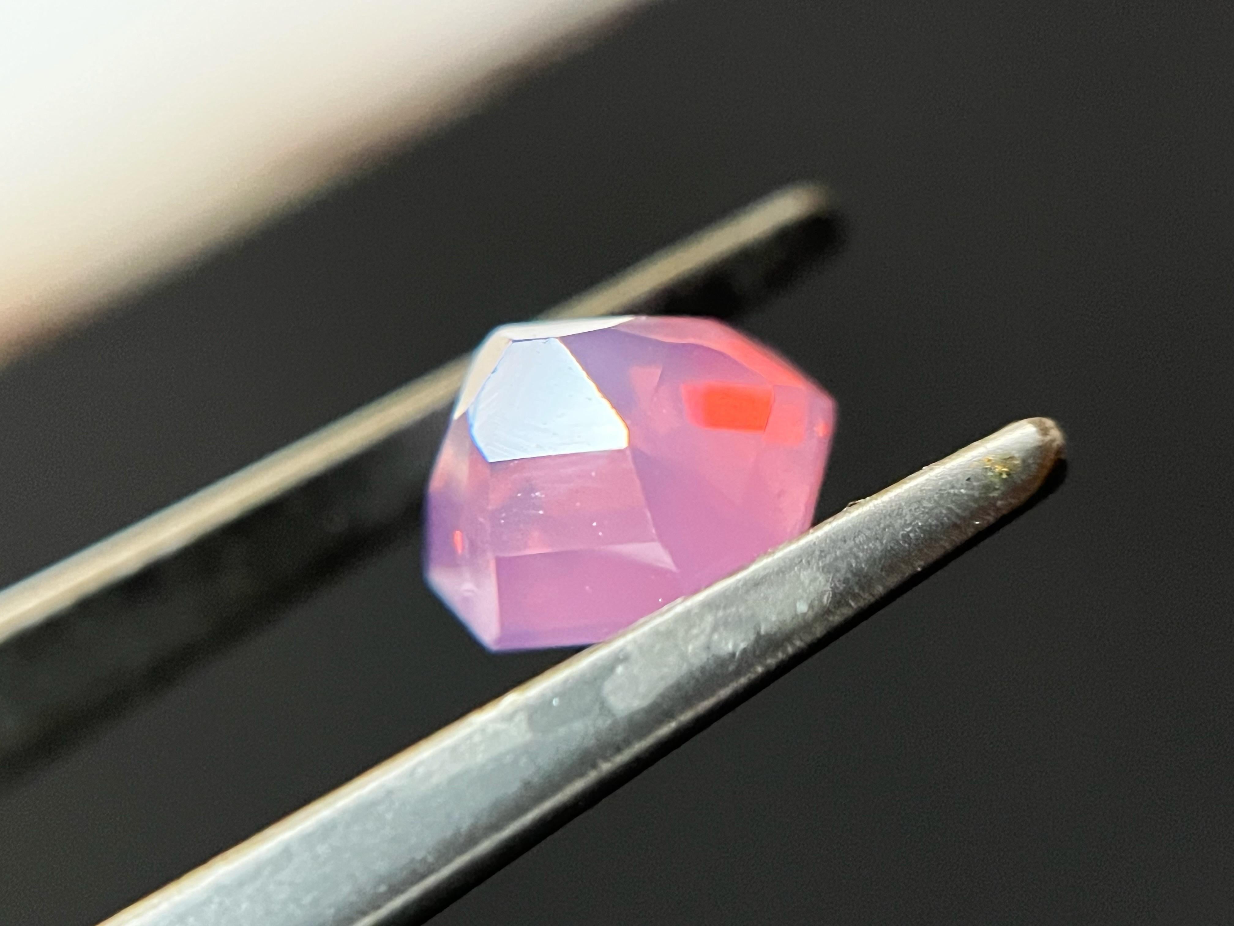 Certified 1.55 Carat Natural Neon Dreamy Milky Pink Mahenge Spinel For Sale 5