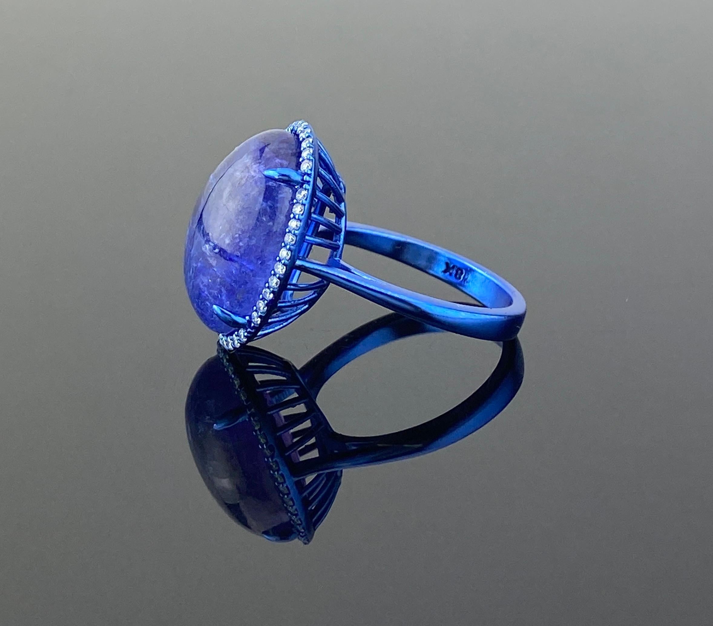 Anillo de cóctel de oro de 18 K con cabujón de tanzanita y diamantes certificados de 15,61 quilates Art Nouveau en venta