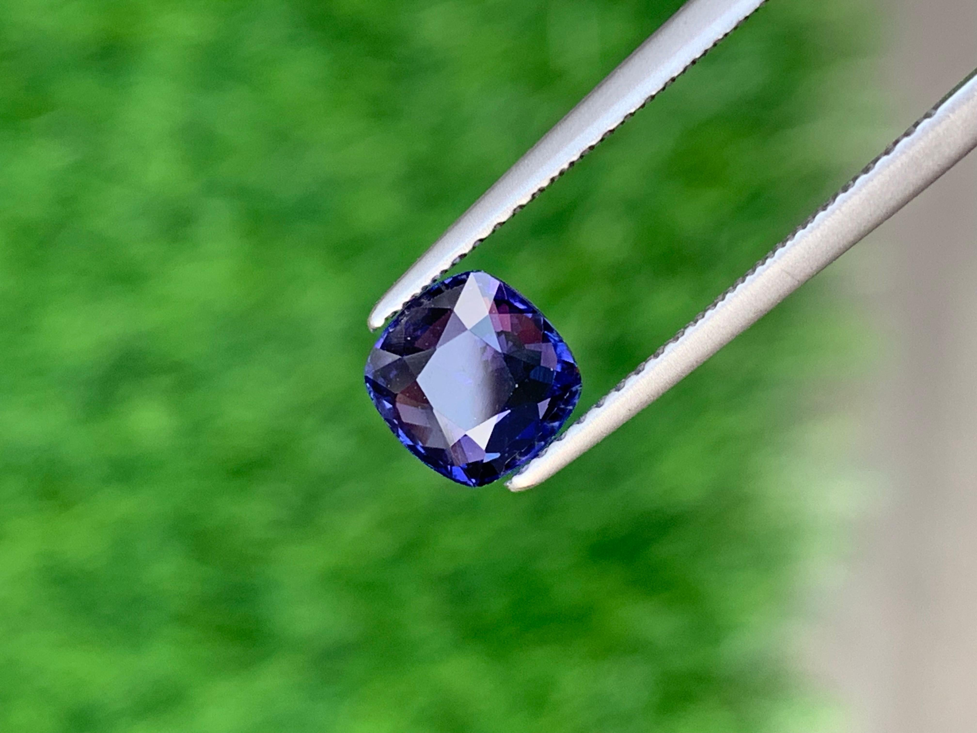 Certified 1.58 Carat Loose Natural Blue Sapphire Gem Cushion Shape for Ring  In New Condition In Peshawar, PK
