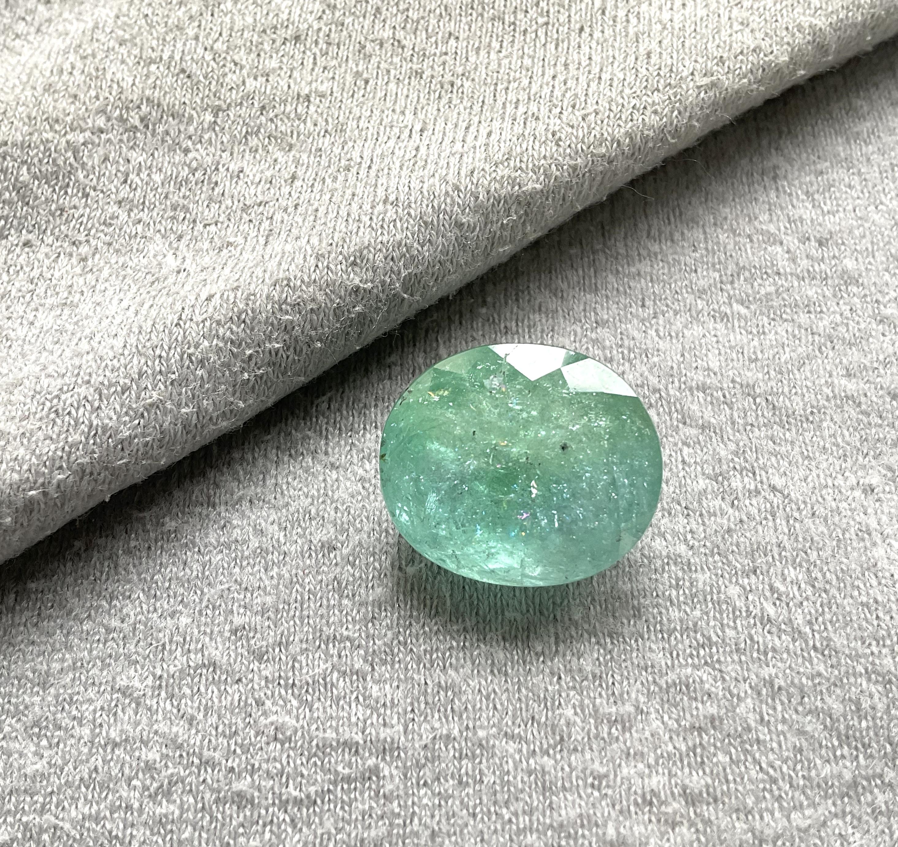Exceptional Size Bluish Green 15.94 Paraiba Tourmaline Cut Stone for Fine Jewelry
Gemstone - Paraiba Tourmaline
Size - 17X14.5X9 MM
Piece - 1