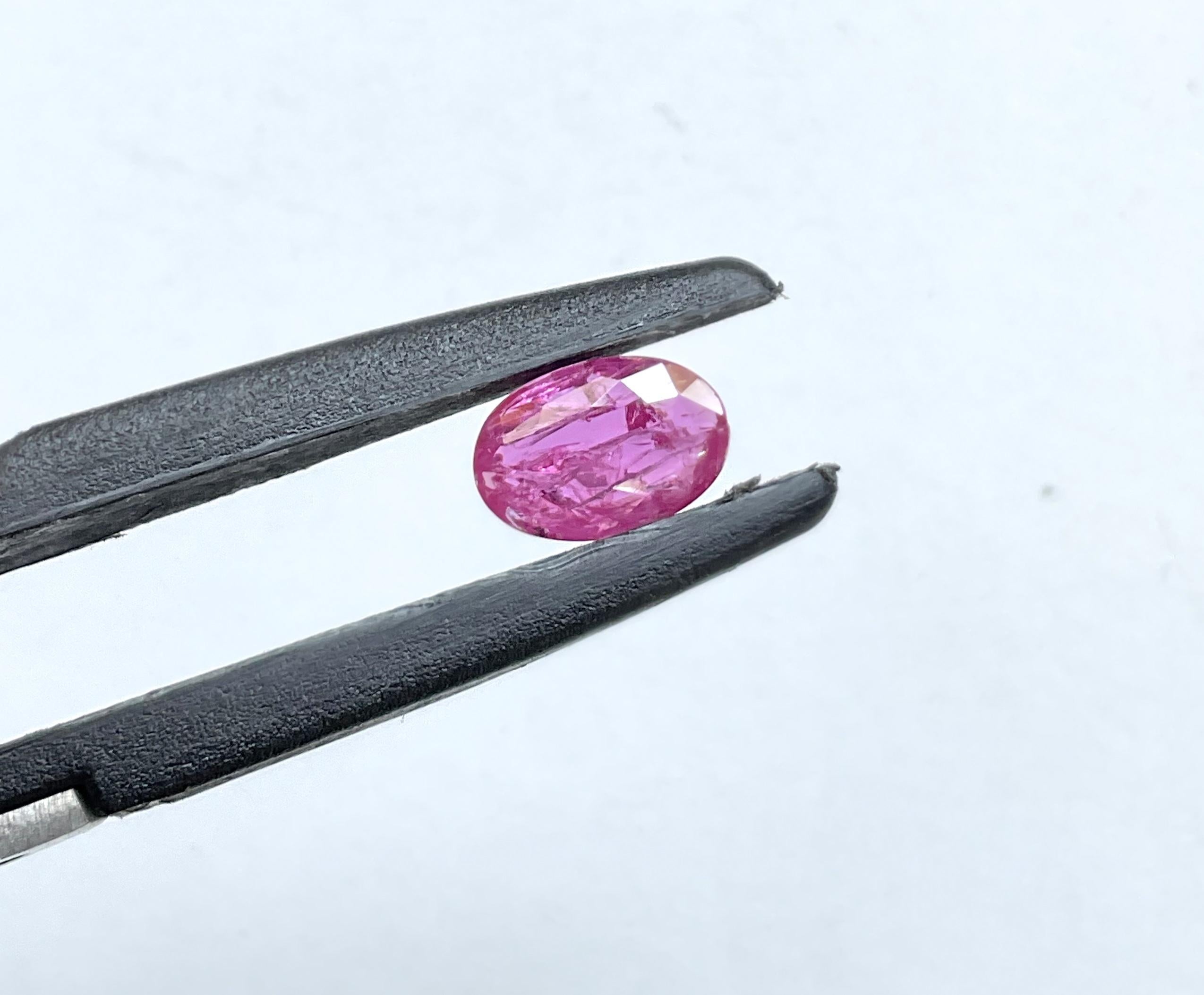 Women's or Men's Certified 1.60 Carats Mozambique Ruby Oval Faceted Cut stone No Heat Natural Gem For Sale